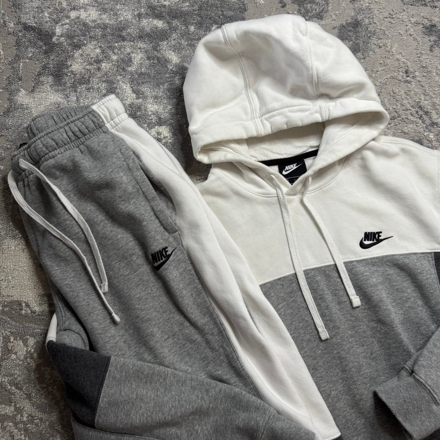 TRACKSUIT - TOP S, BOTTOMS M (Fits S)