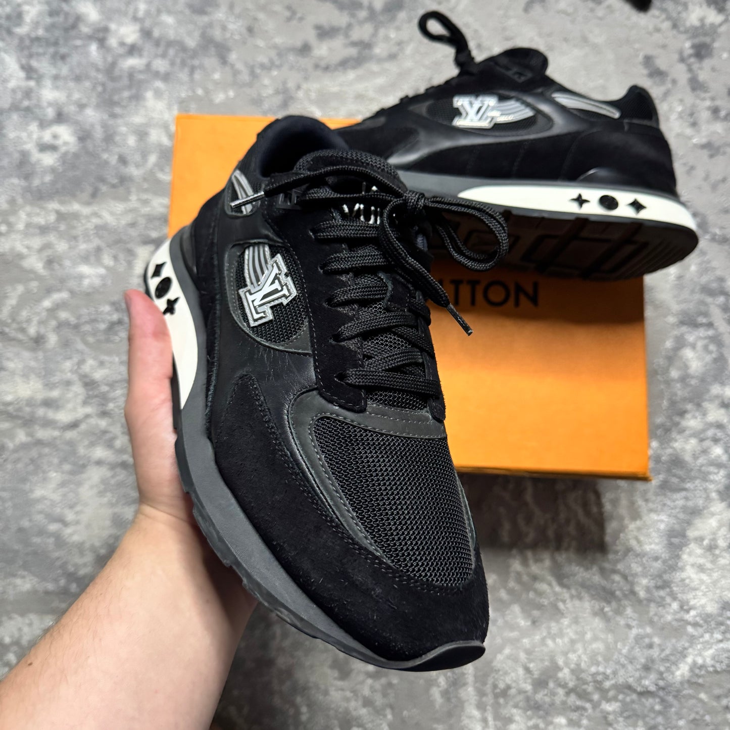 RUNAWAY TRAINER - SIZE LV 7.5 (Fit UK 8.5)