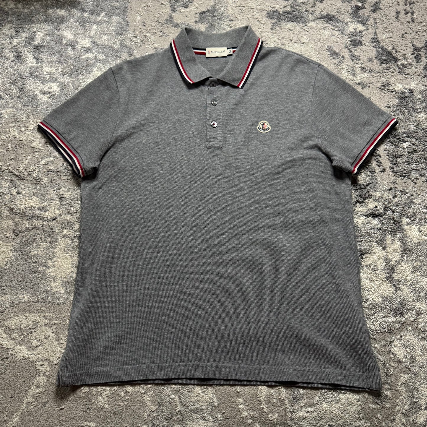 POLO SHIRT - SIZE M (Fits S)