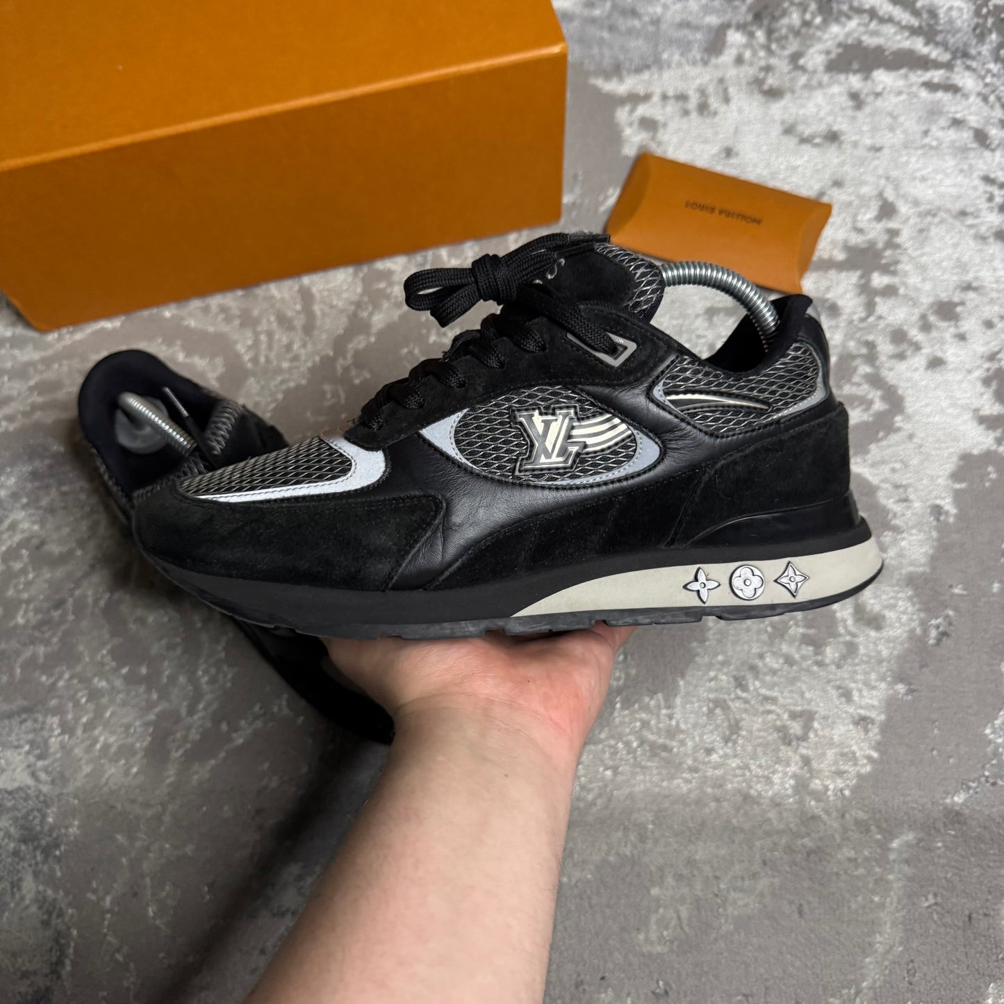 RUNAWAY TRAINER - SIZE LV 7 (Fit UK 8)