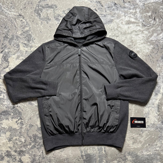WINDBRIDGE HOODY - SIZE L (Fits M)