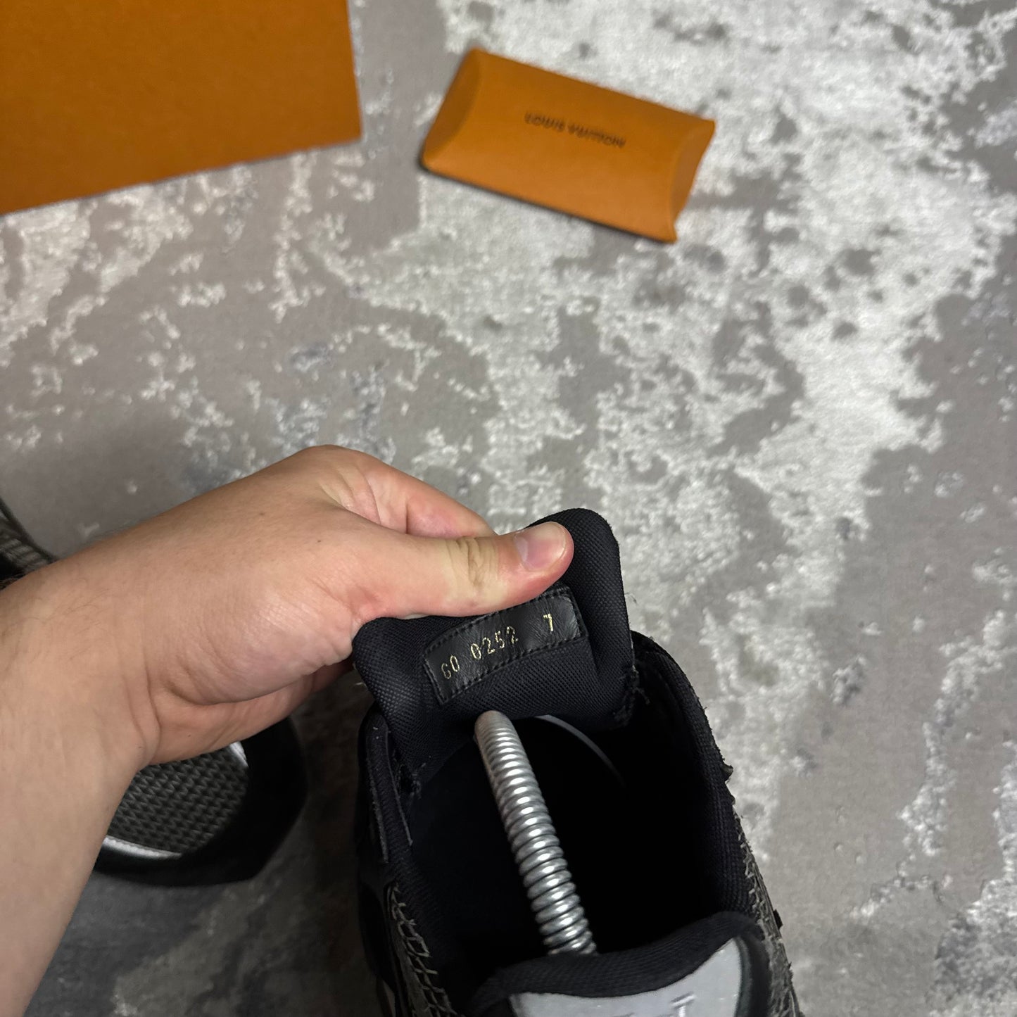 RUNAWAY TRAINER - SIZE LV 7 (Fit UK 8)