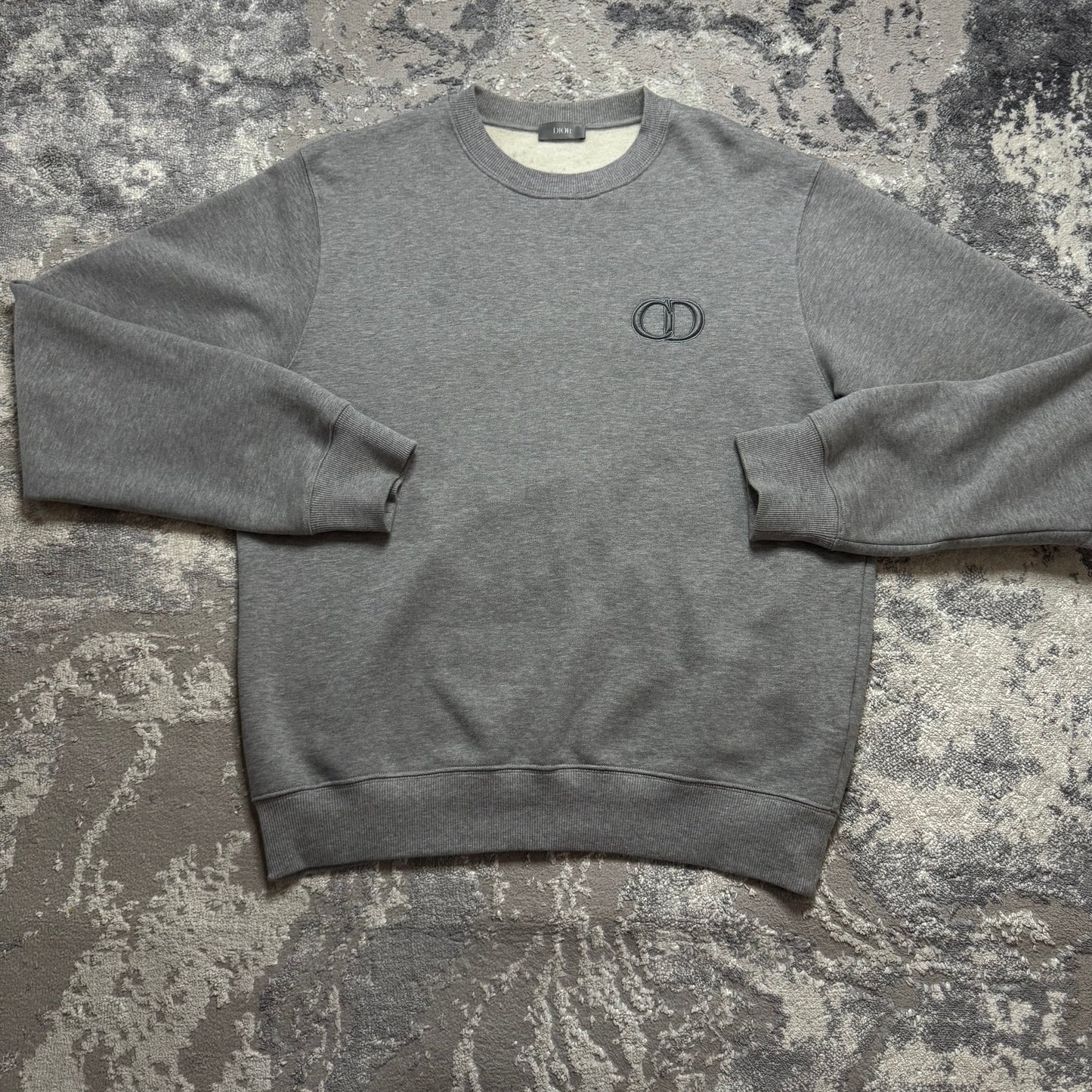 'CD' SWEATSHIRT - SIZE L (Fits M/L)
