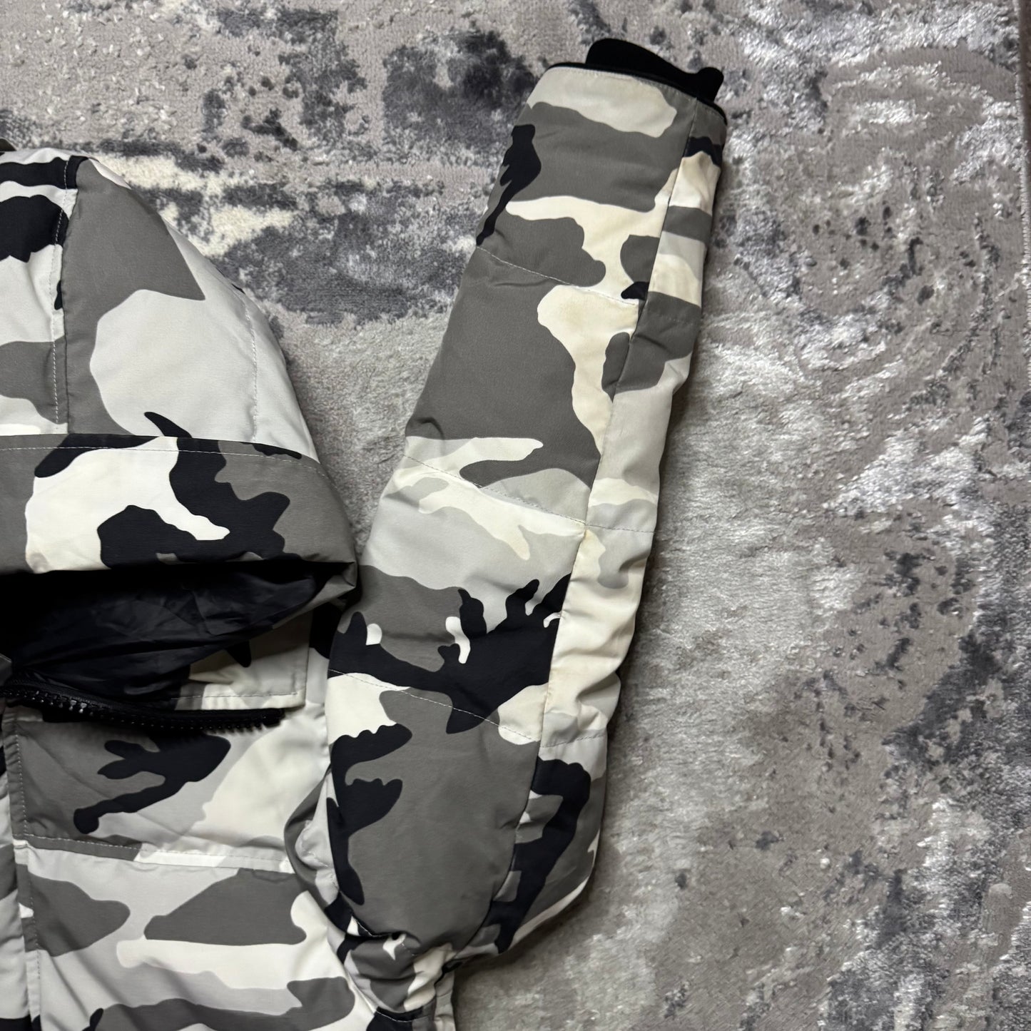 MACMILLAN PARKA - SIZE XS