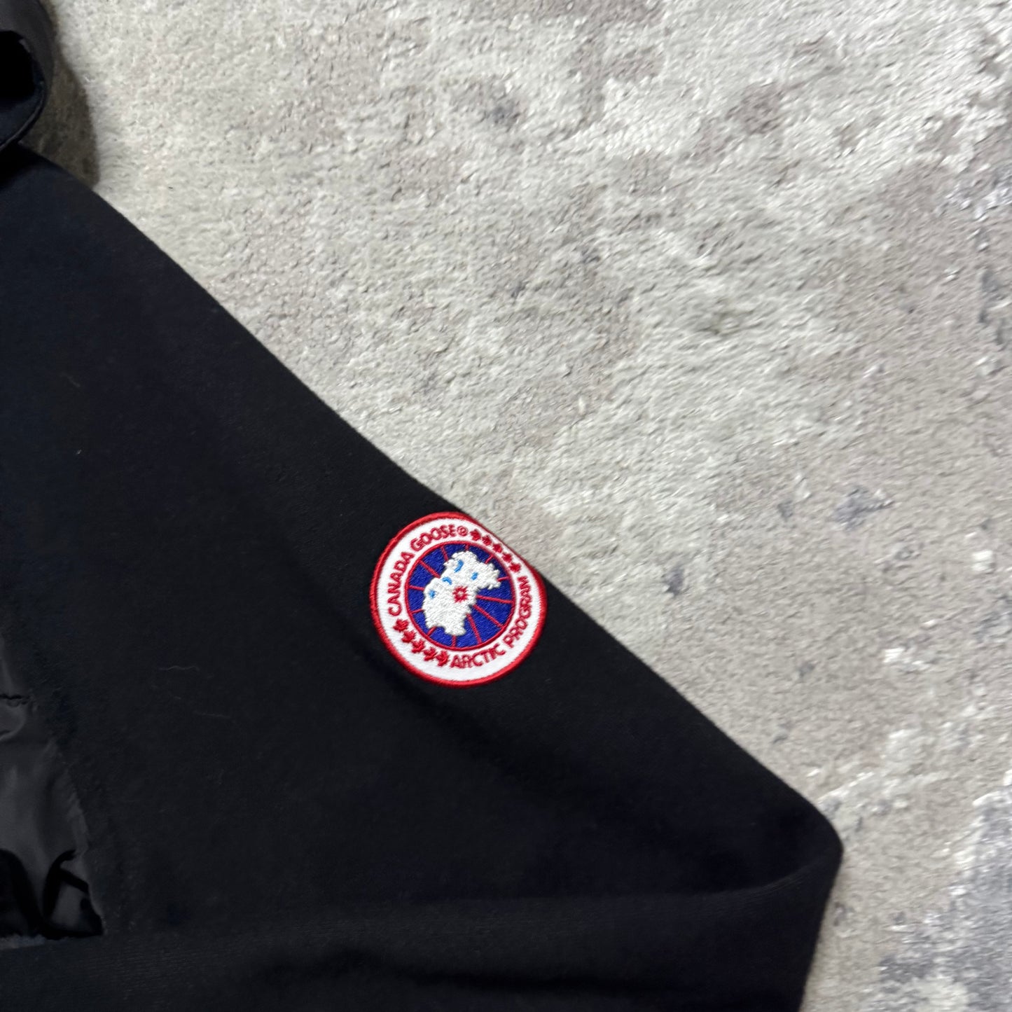 HYBRIDGE HURRON HOODY - SIZE M