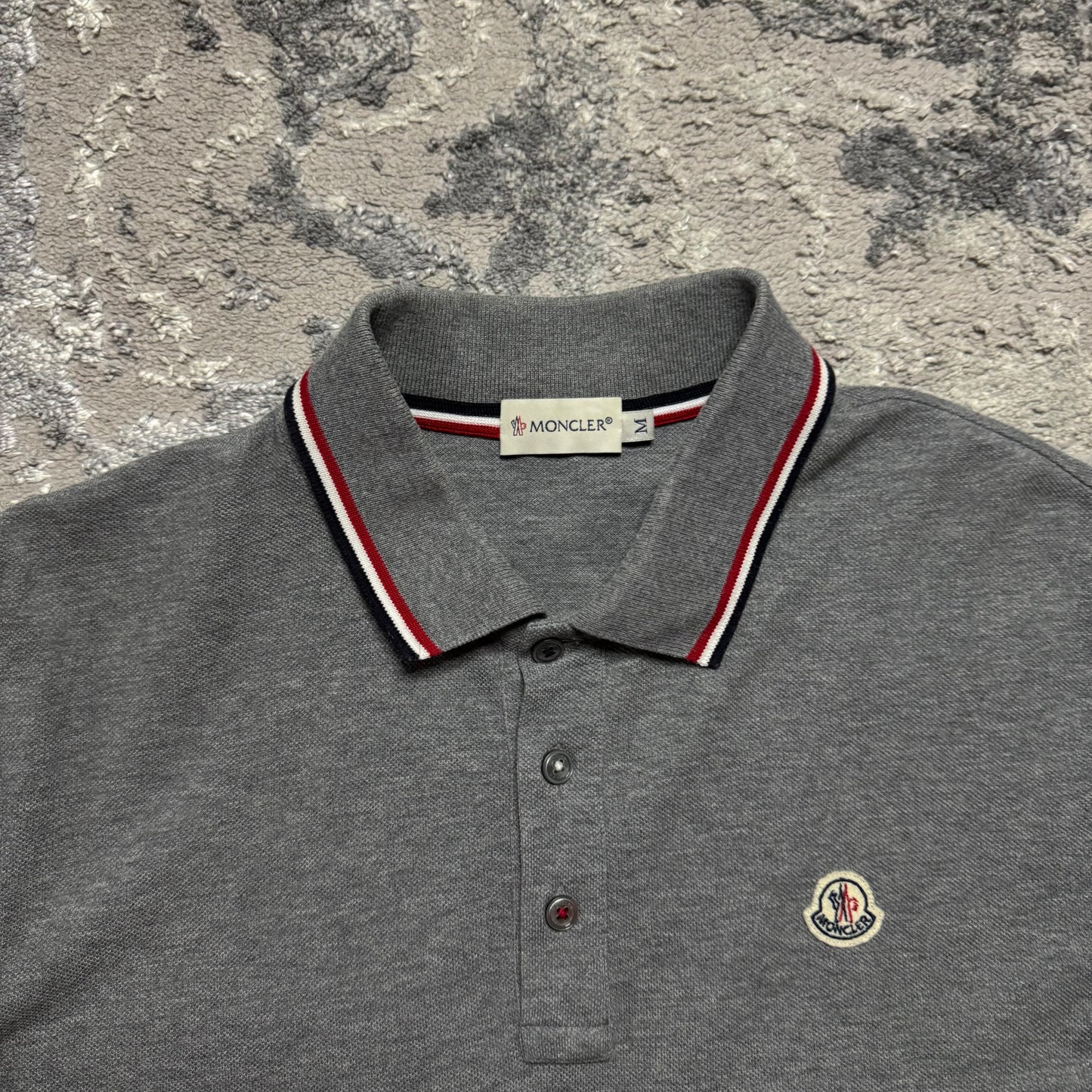 POLO SHIRT - SIZE M (Fits S)