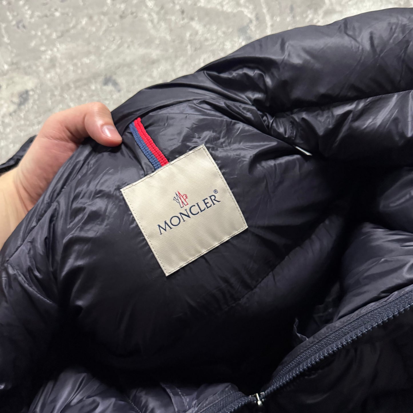 WILLM DOWN JACKET - SIZE 4 (Fits L)