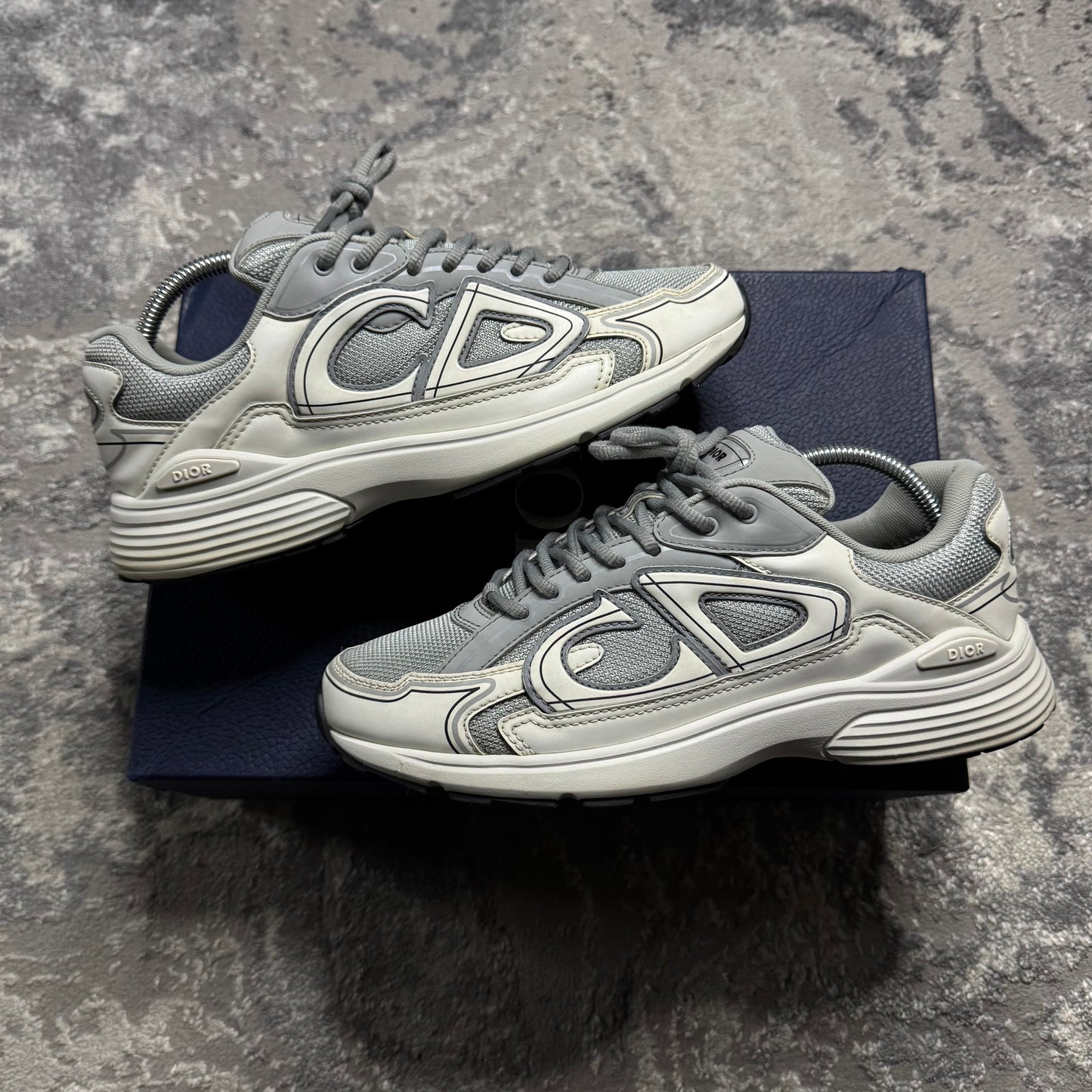 B30 TRAINER - SIZE UK 8