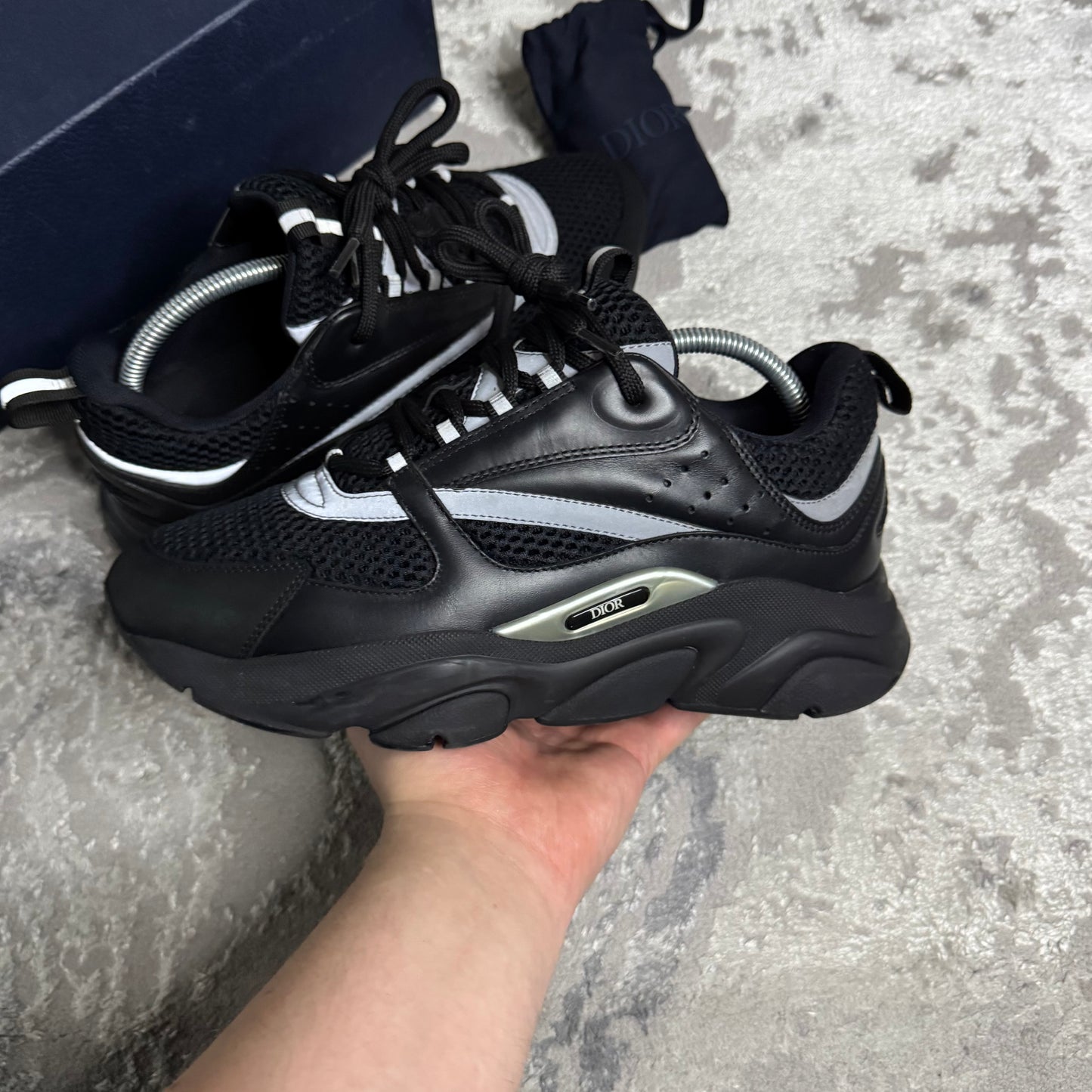 B22 TRAINER - SIZE UK 7