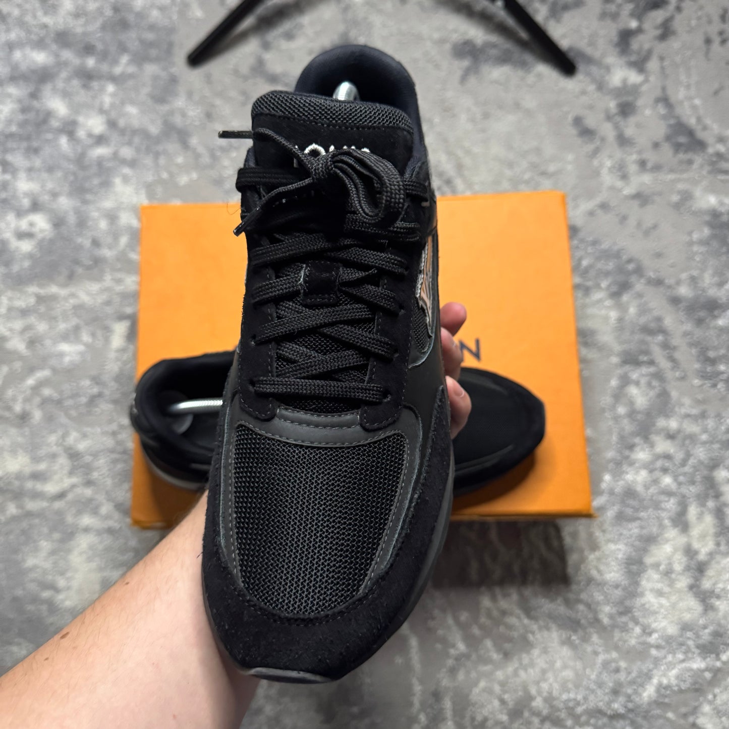 RUNAWAY TRAINER - SIZE LV 7.5 (Fit UK 8.5)