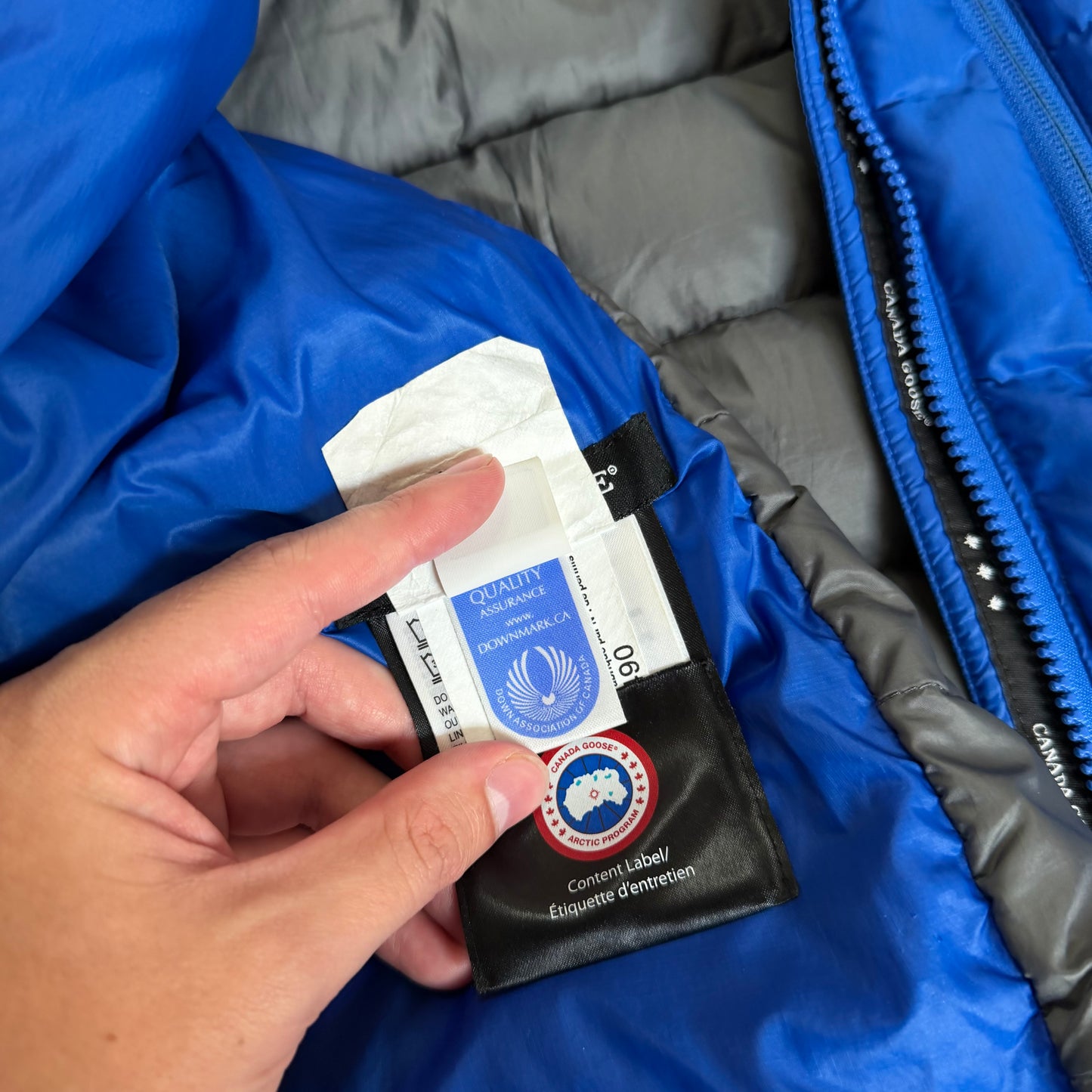 LODGE JACKET - SIZE M