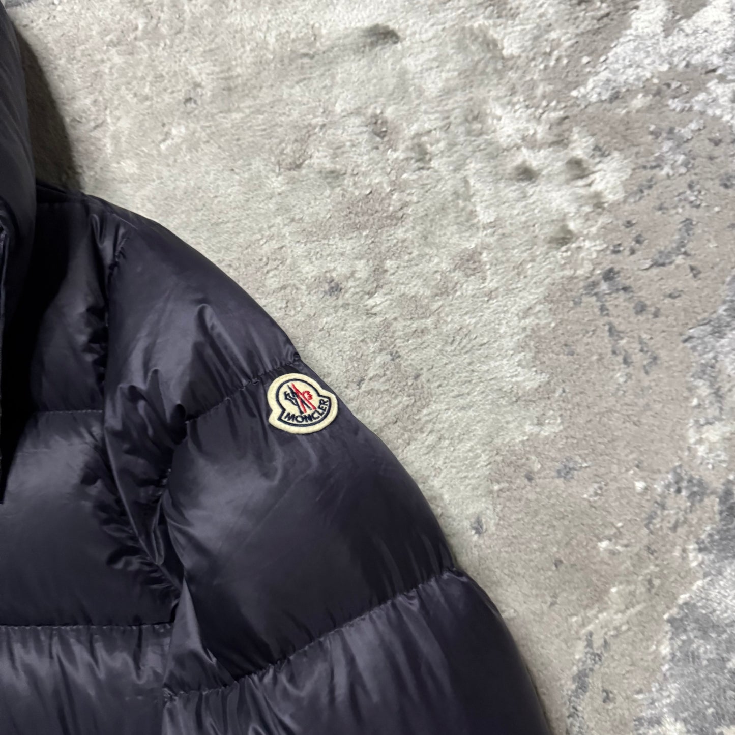WILLM DOWN JACKET - SIZE 4 (Fits L)