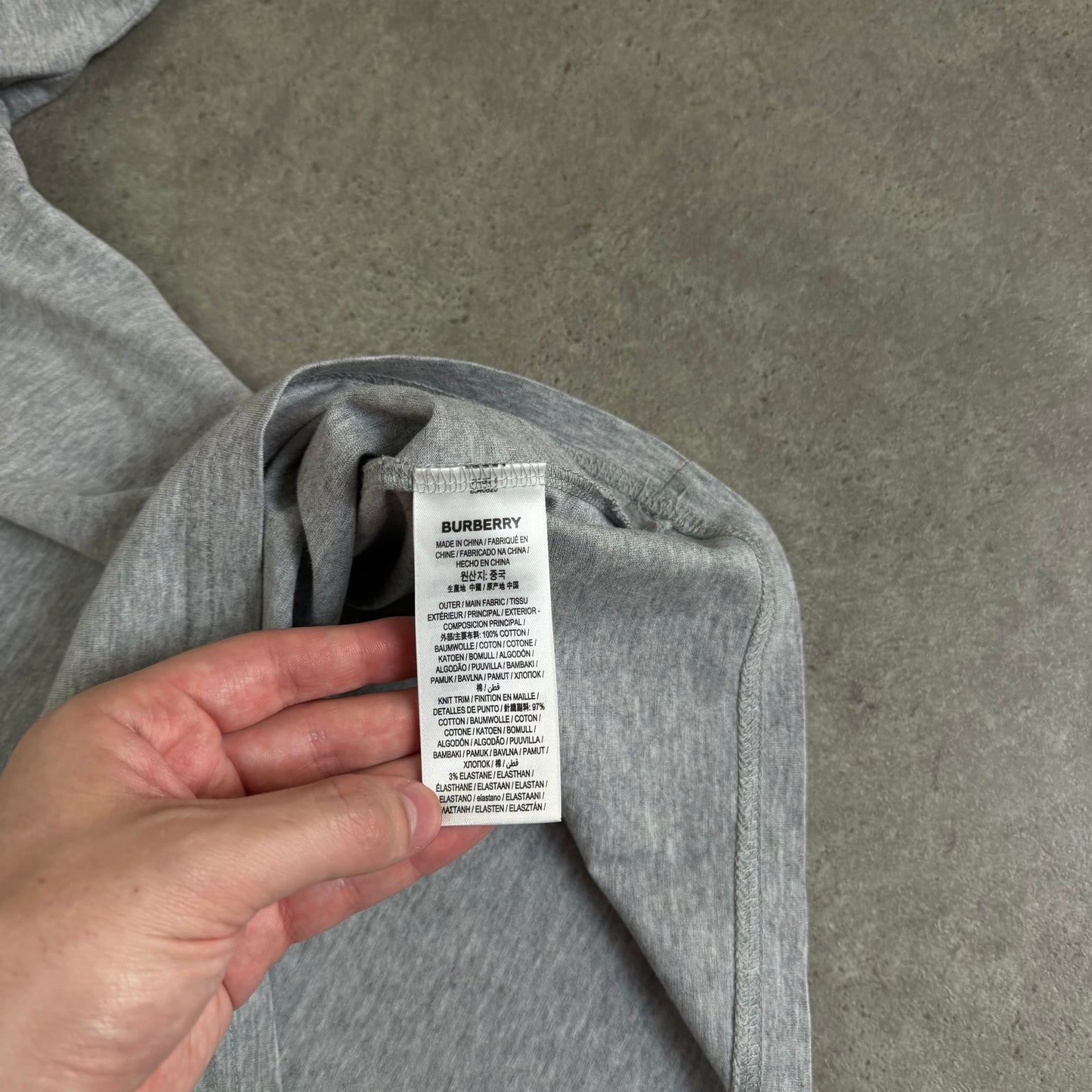 T-SHIRT - SIZE XS (Fits S)