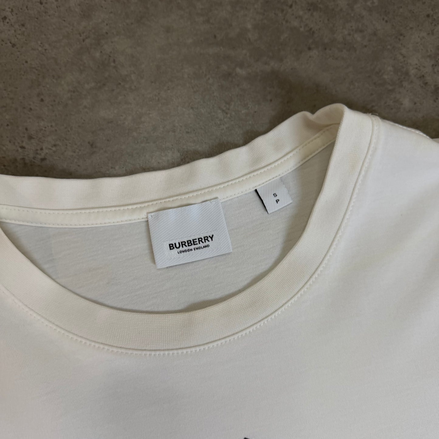 T-SHIRT - SIZE S (Fits S/M)