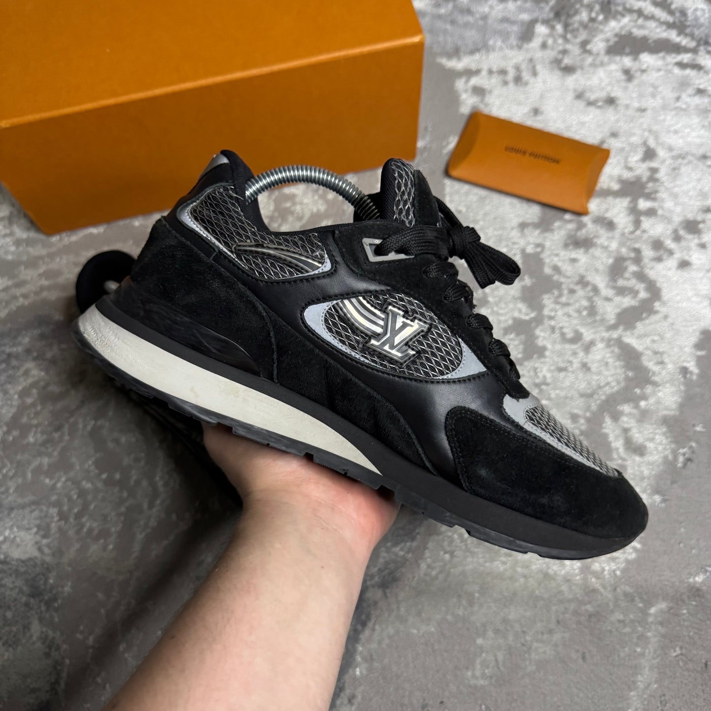 RUNAWAY TRAINER - SIZE LV 7 (Fit UK 8)