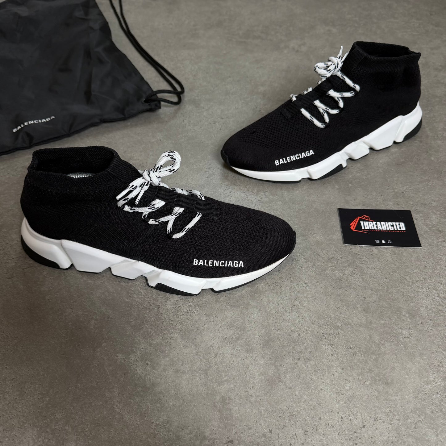 LACE UP SPEED TRAINER - SIZE UK 7 (Fit UK 8)