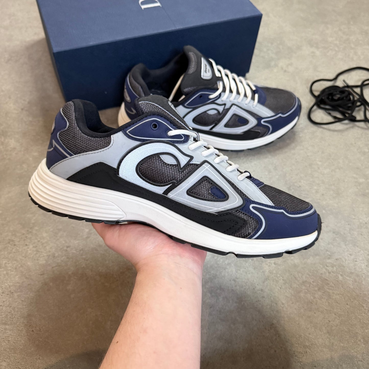 B30 TRAINER - SIZE UK 10