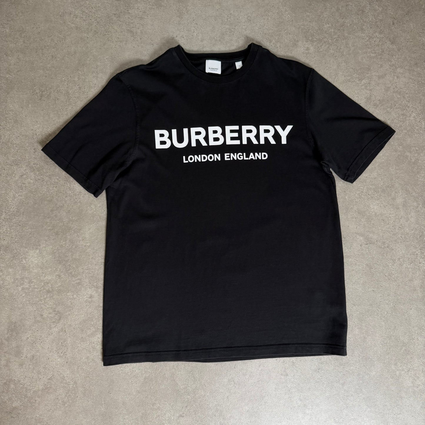 T-SHIRT - SIZE M (Fits M/L) 22.5" PTP