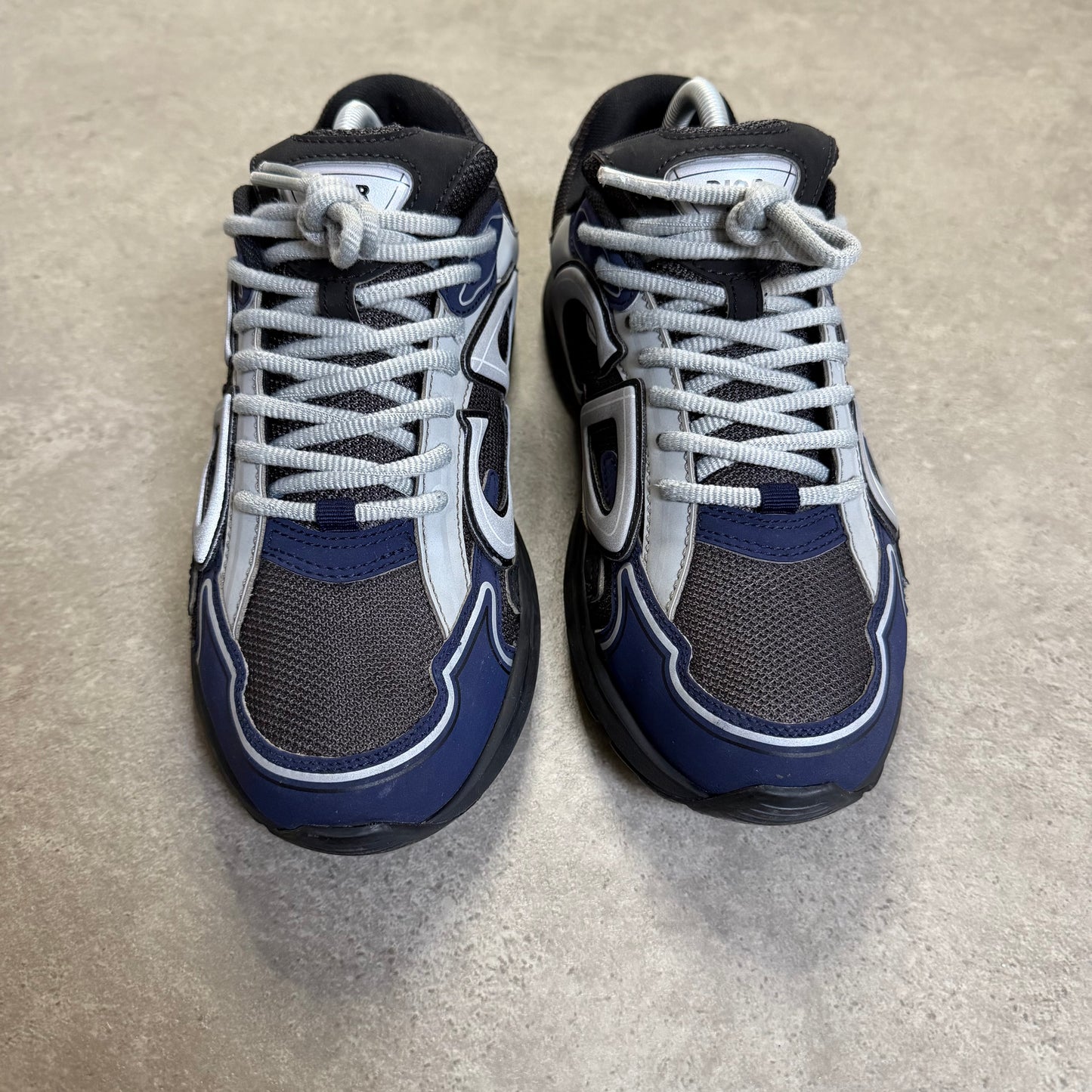 B30 TRAINER - SIZE UK 7