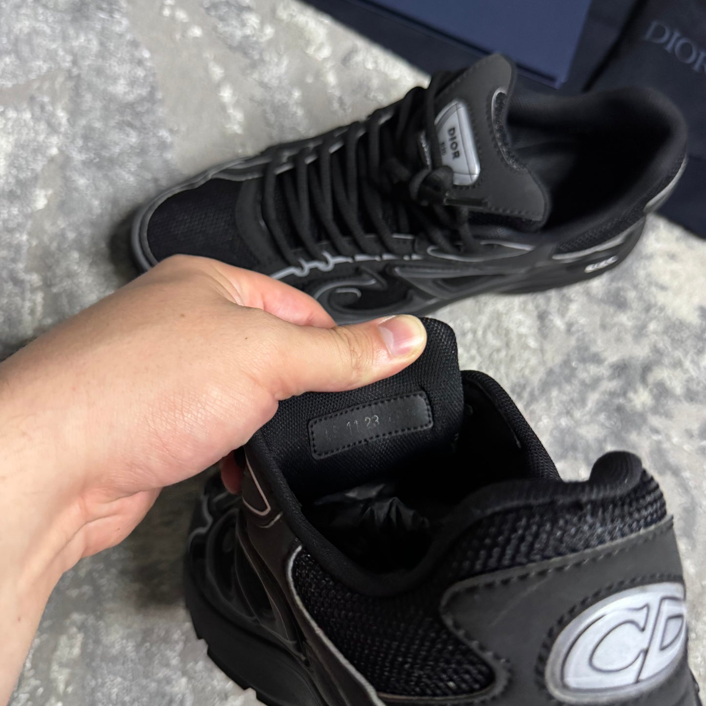 B30 TRAINER - SIZE EU 40.5 / UK 6.5