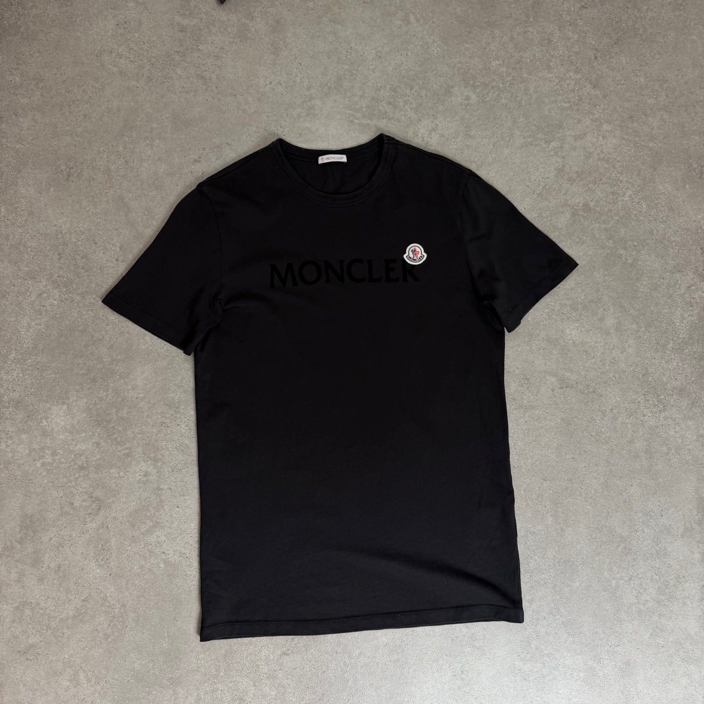 T-SHIRT - SIZE M (Fits Slim)