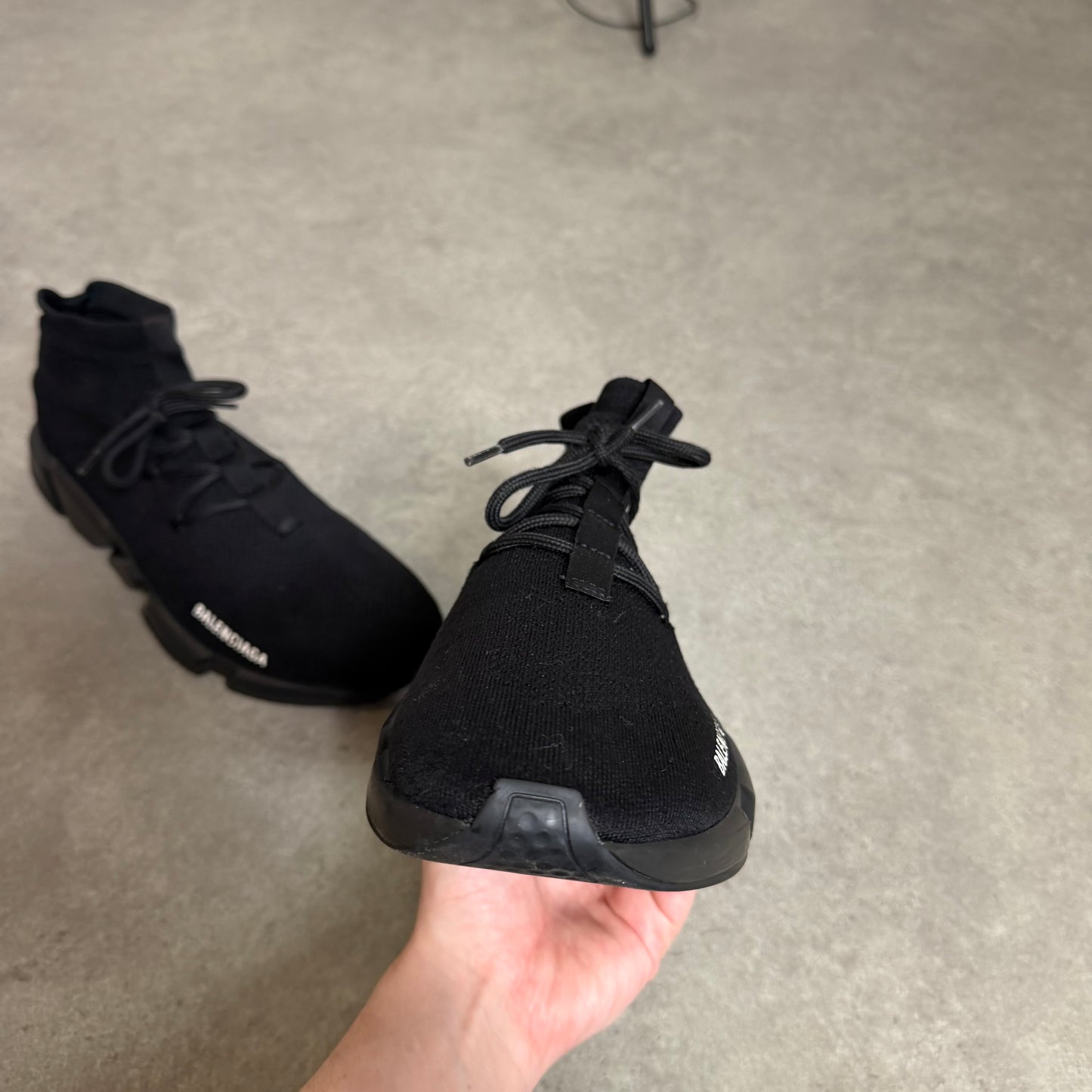 LACE UP SPEED TRAINER - SIZE UK 11 (Fit UK 12)