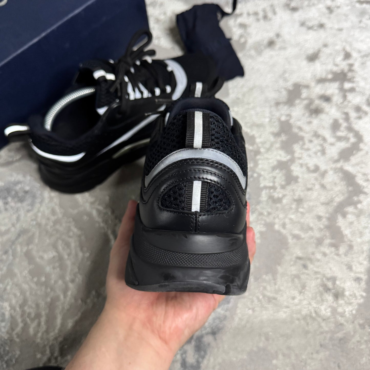 B22 TRAINER - SIZE UK 7