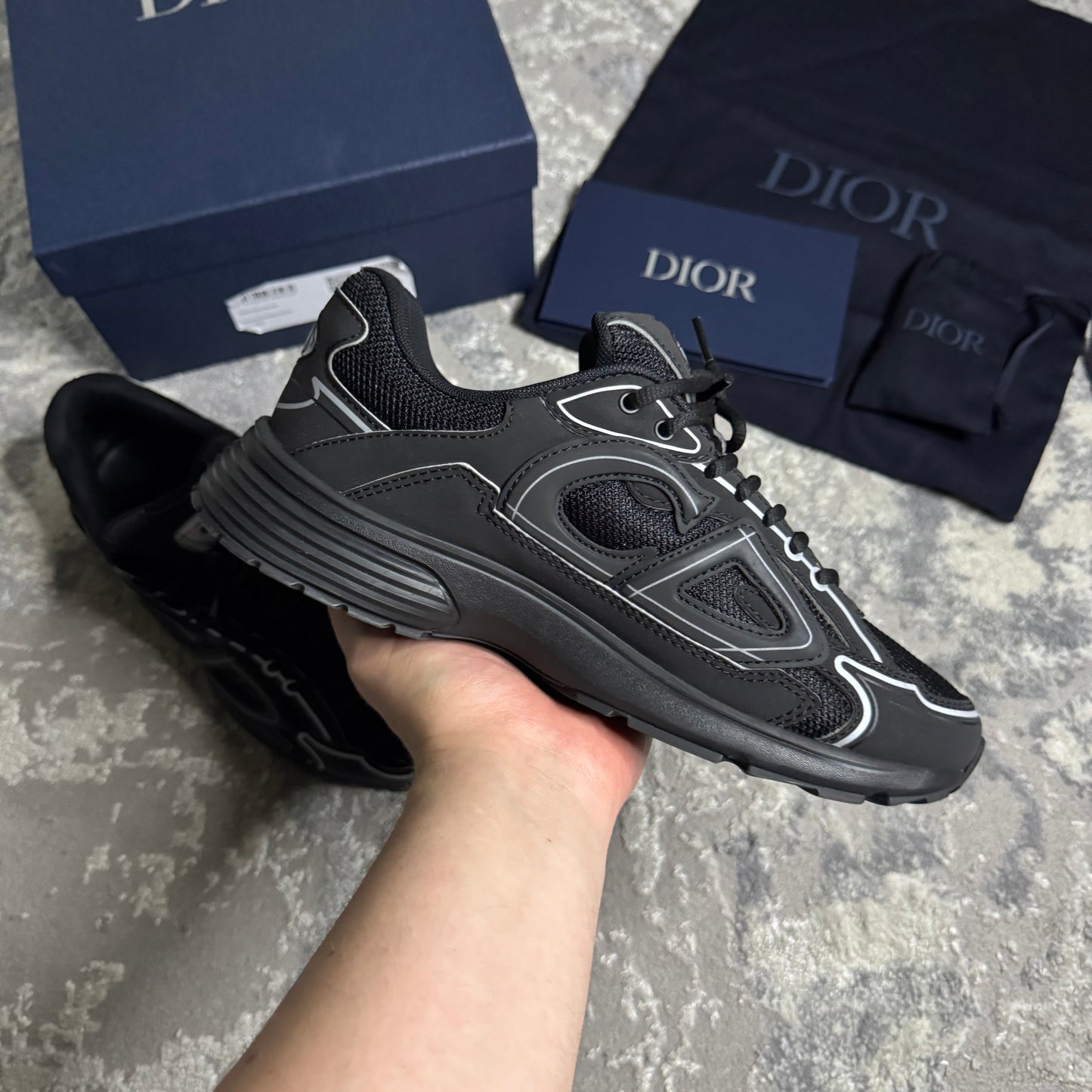 B30 TRAINER - SIZE EU 40.5 / UK 6.5