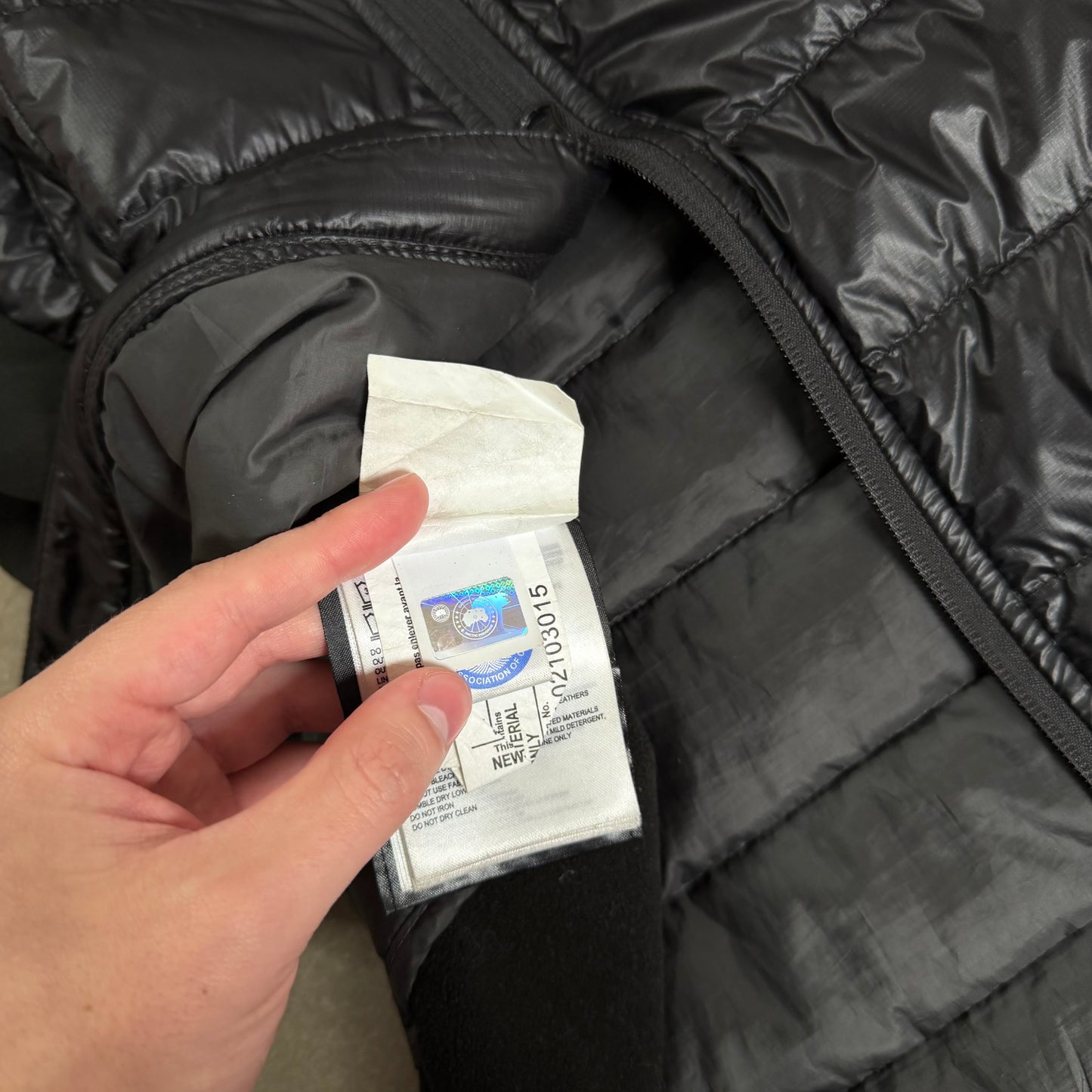 HYBRIDGE GILET - SIZE L (Fits M)