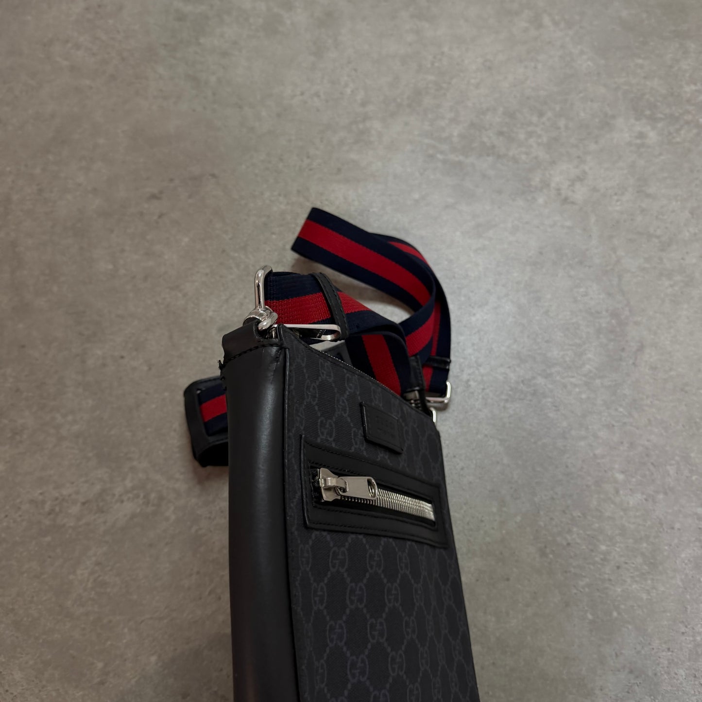 MESSENGER BAG - SMALL SIZE
