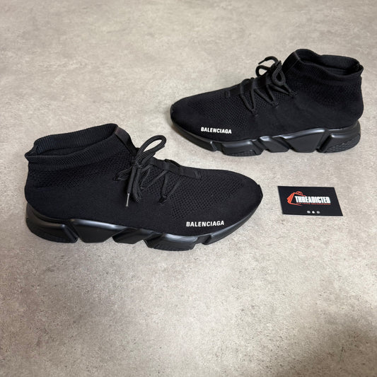 LACE UP SPEED TRAINER - SIZE UK 11 (Fit UK 12)