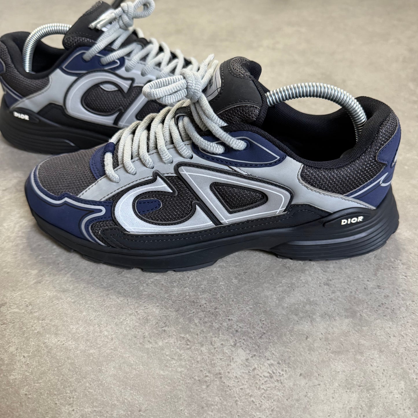 B30 TRAINER - SIZE UK 7