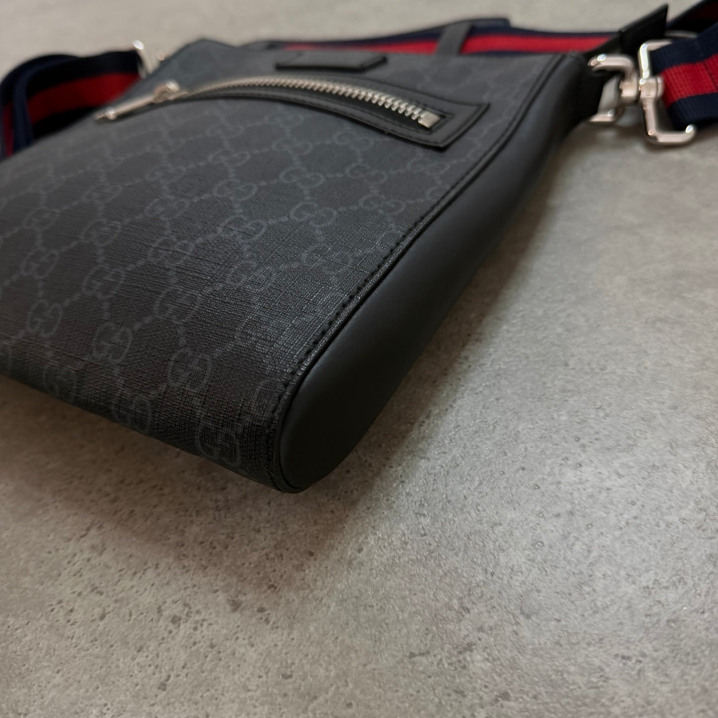 MESSENGER BAG - SMALL SIZE