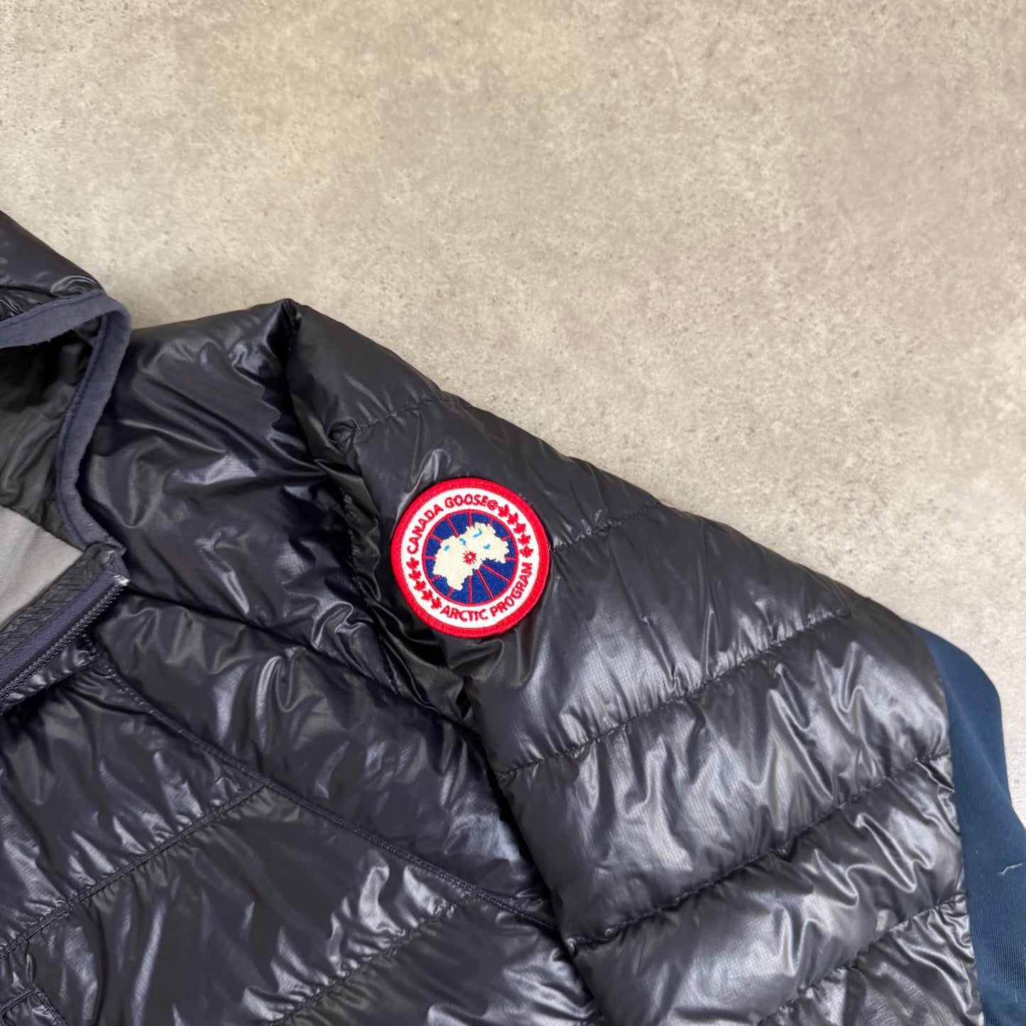 HYBRIDGE JACKET - SIZE L (Fits M/L)