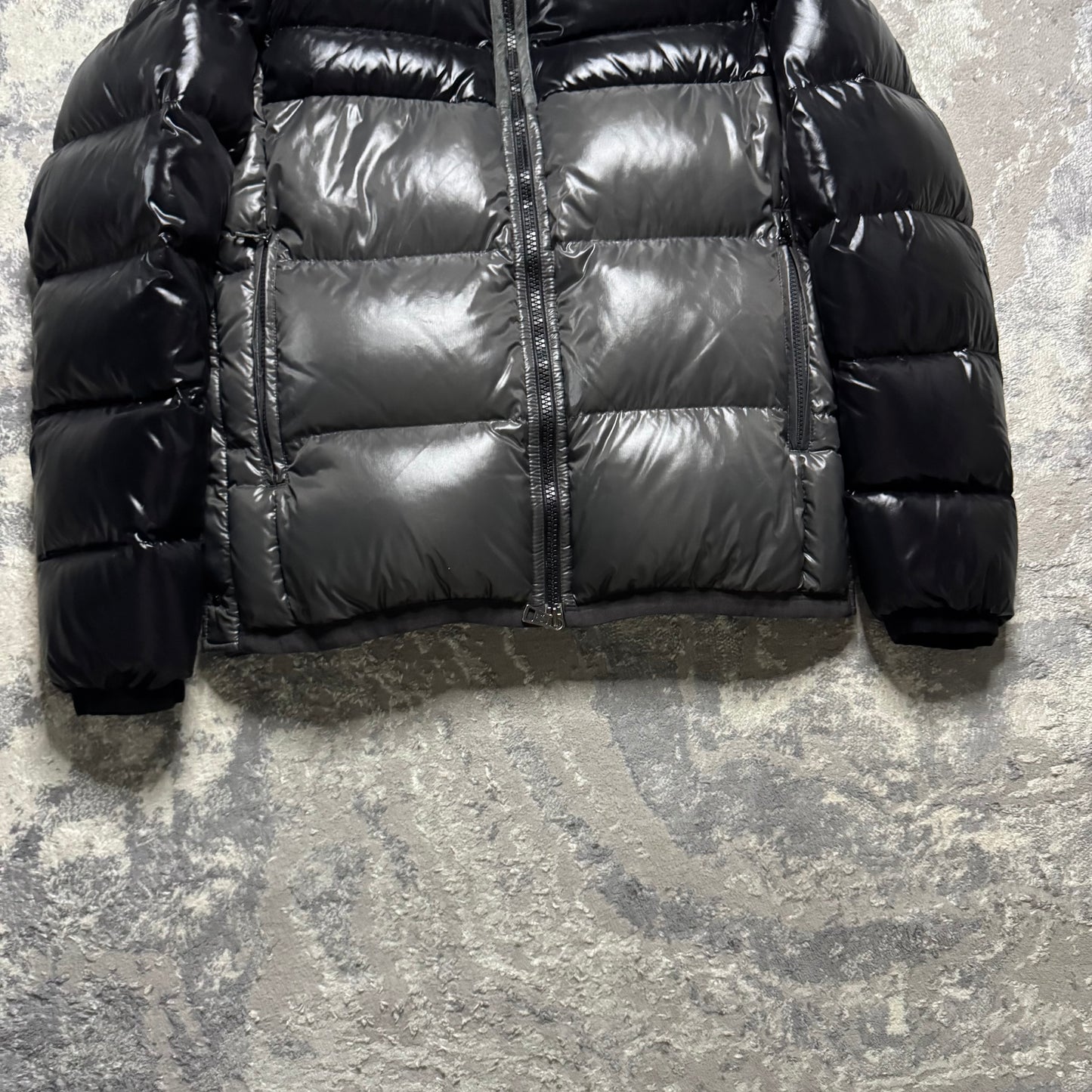 HARRY DOWN JACKET - SIZE 3 (Fits M)