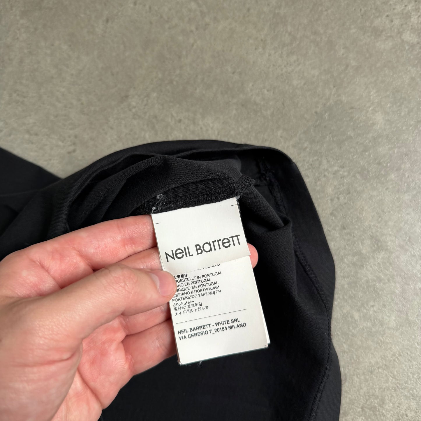 T-SHIRT - SIZE XS