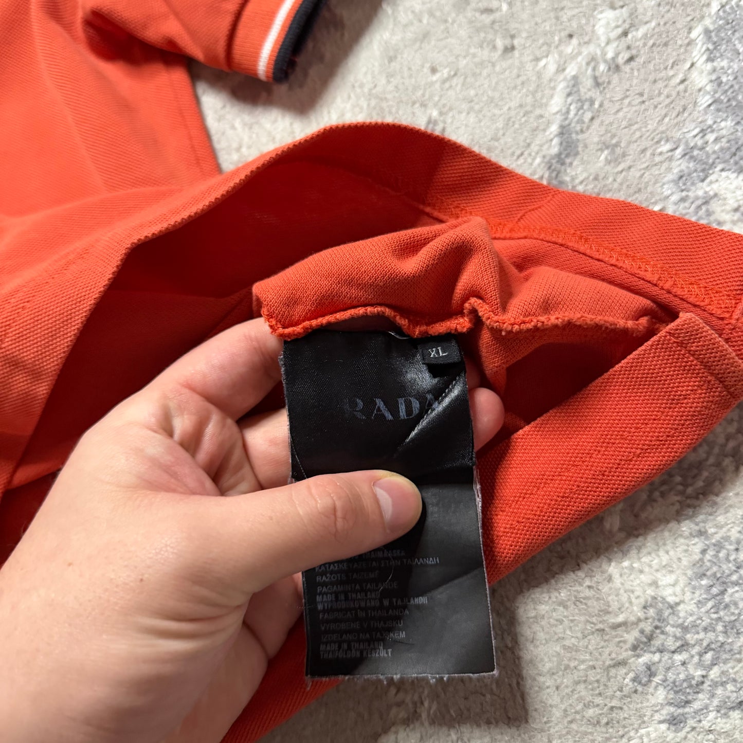 POLO SHIRT - SIZE XL (Fits M)