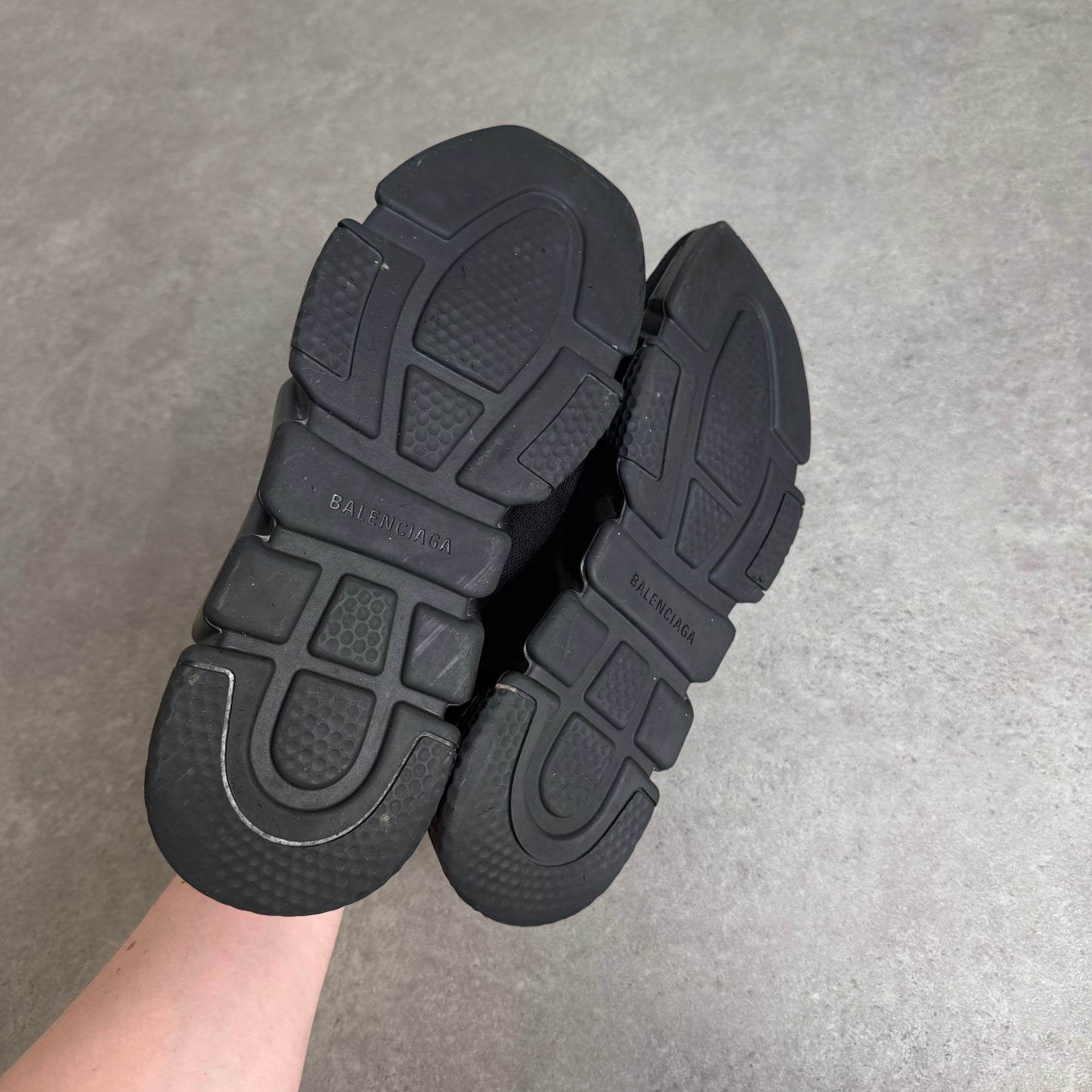 LACE UP SPEED TRAINER - SIZE UK 9 (Fit UK 10)