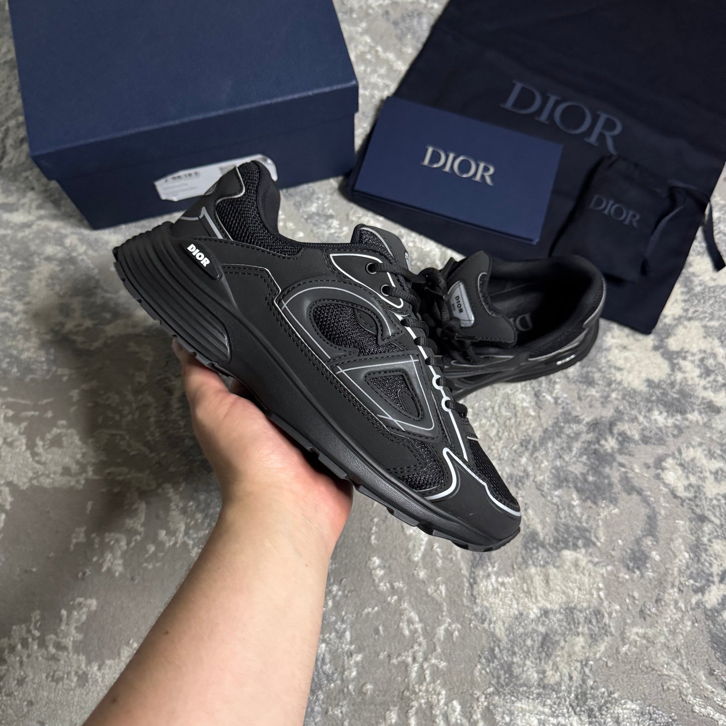 B30 TRAINER - SIZE EU 40.5 / UK 6.5