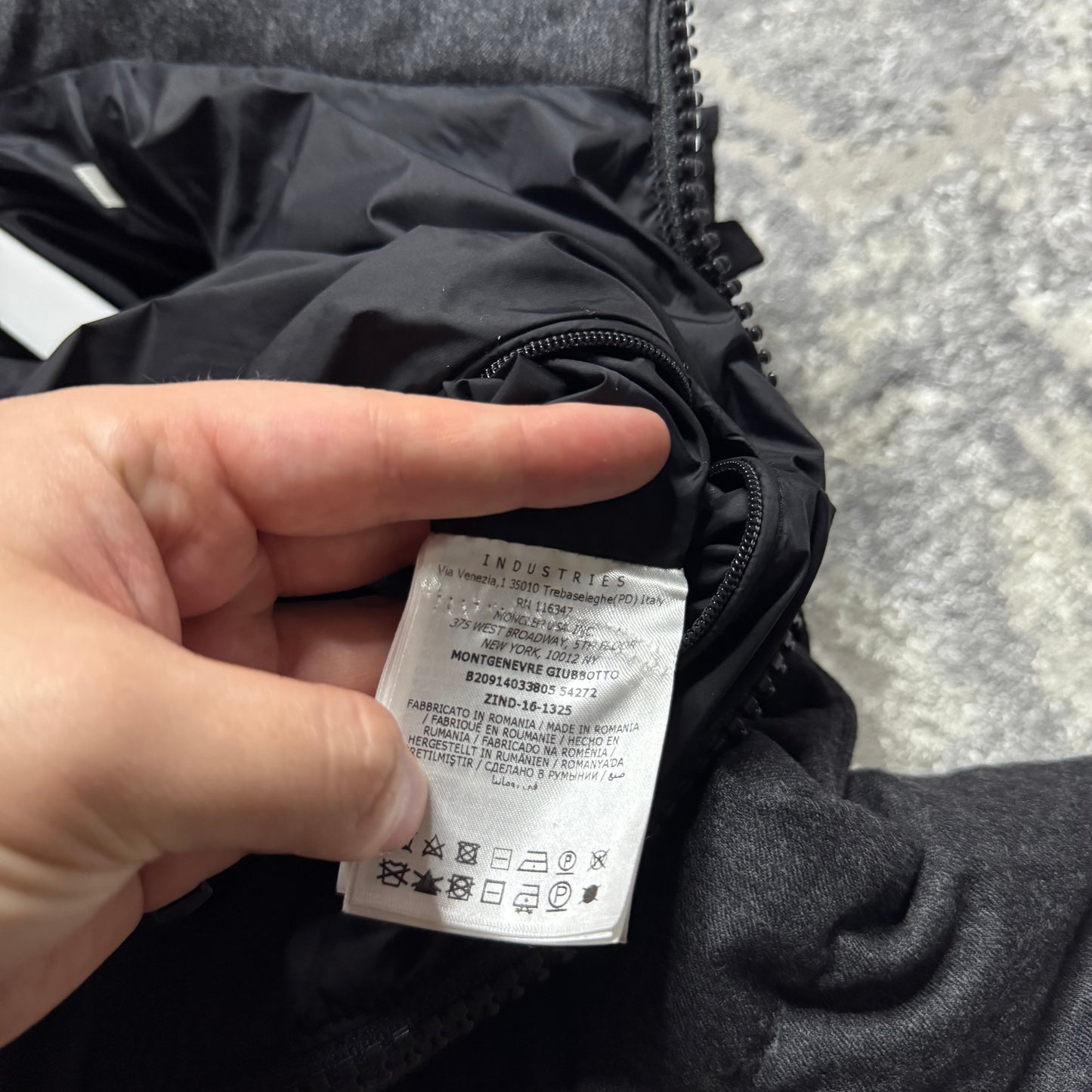 MONTEGENEVRE DOWN JACKET - SIZE 2 (Fits S/M)