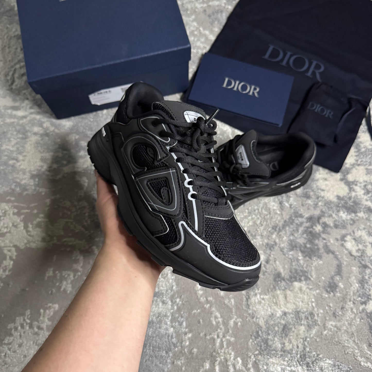 B30 TRAINER - SIZE EU 40.5 / UK 6.5