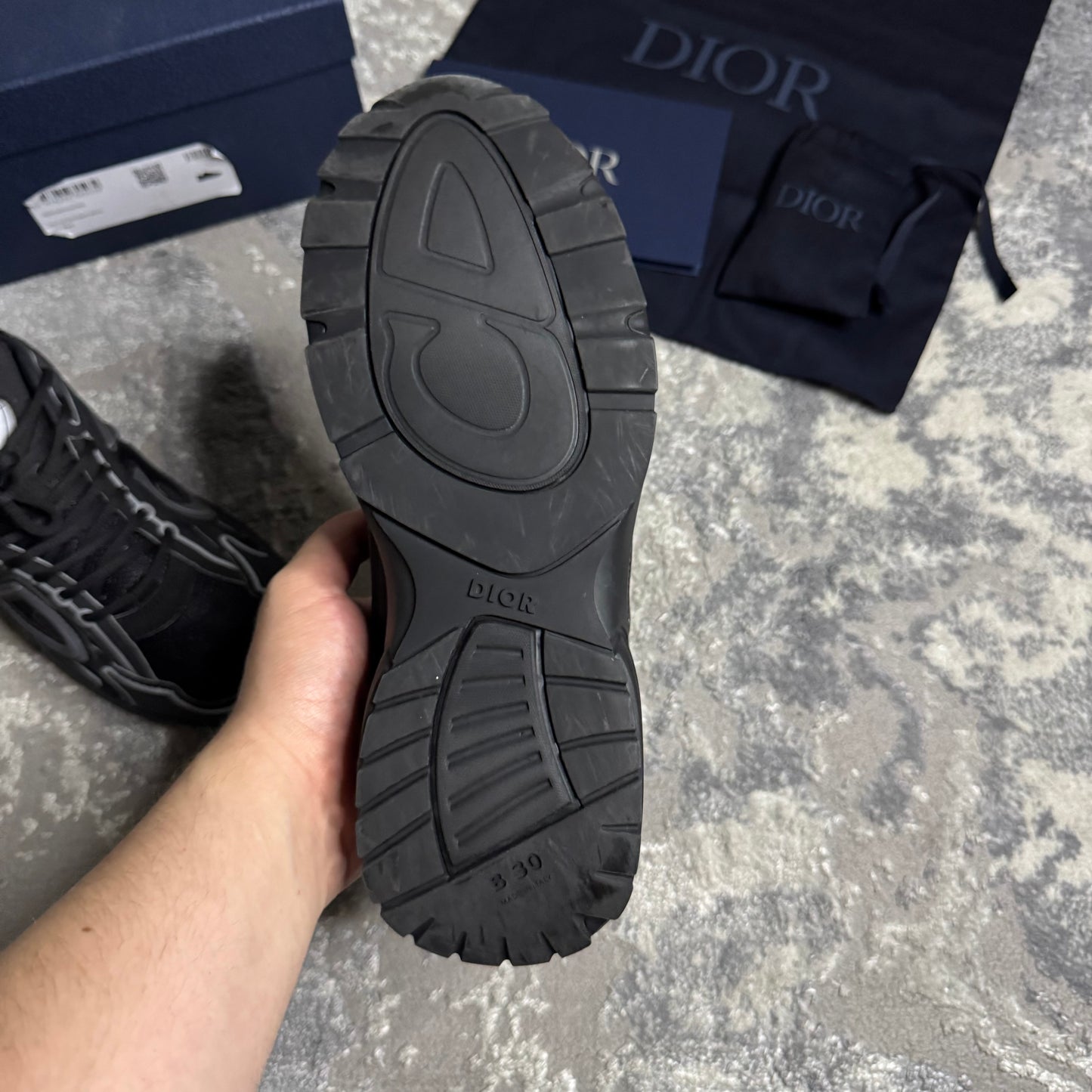 B30 TRAINER - SIZE EU 40.5 / UK 6.5
