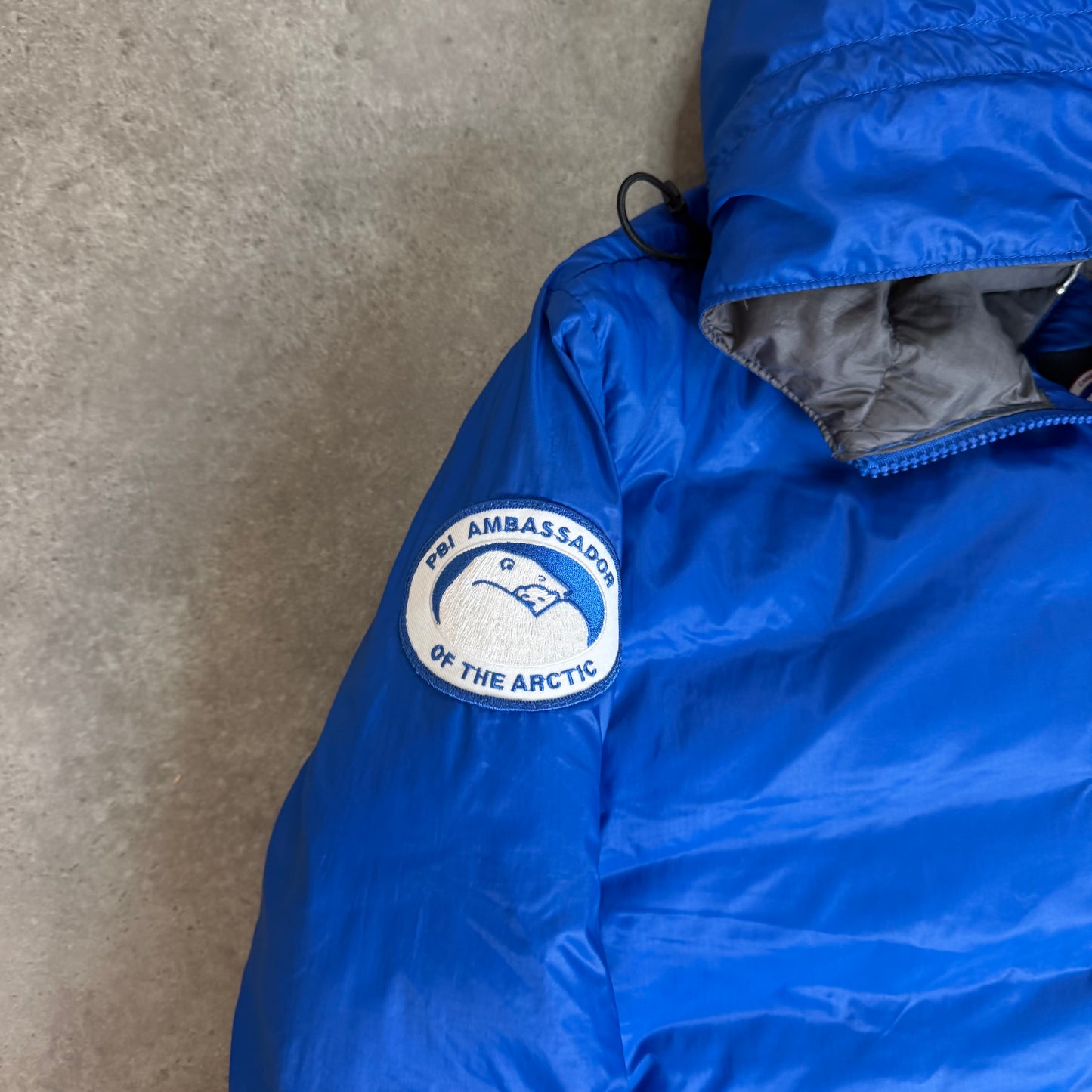 LODGE JACKET - SIZE M