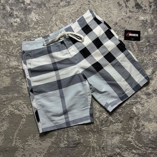 SHORTS - SIZE M (Fit L)