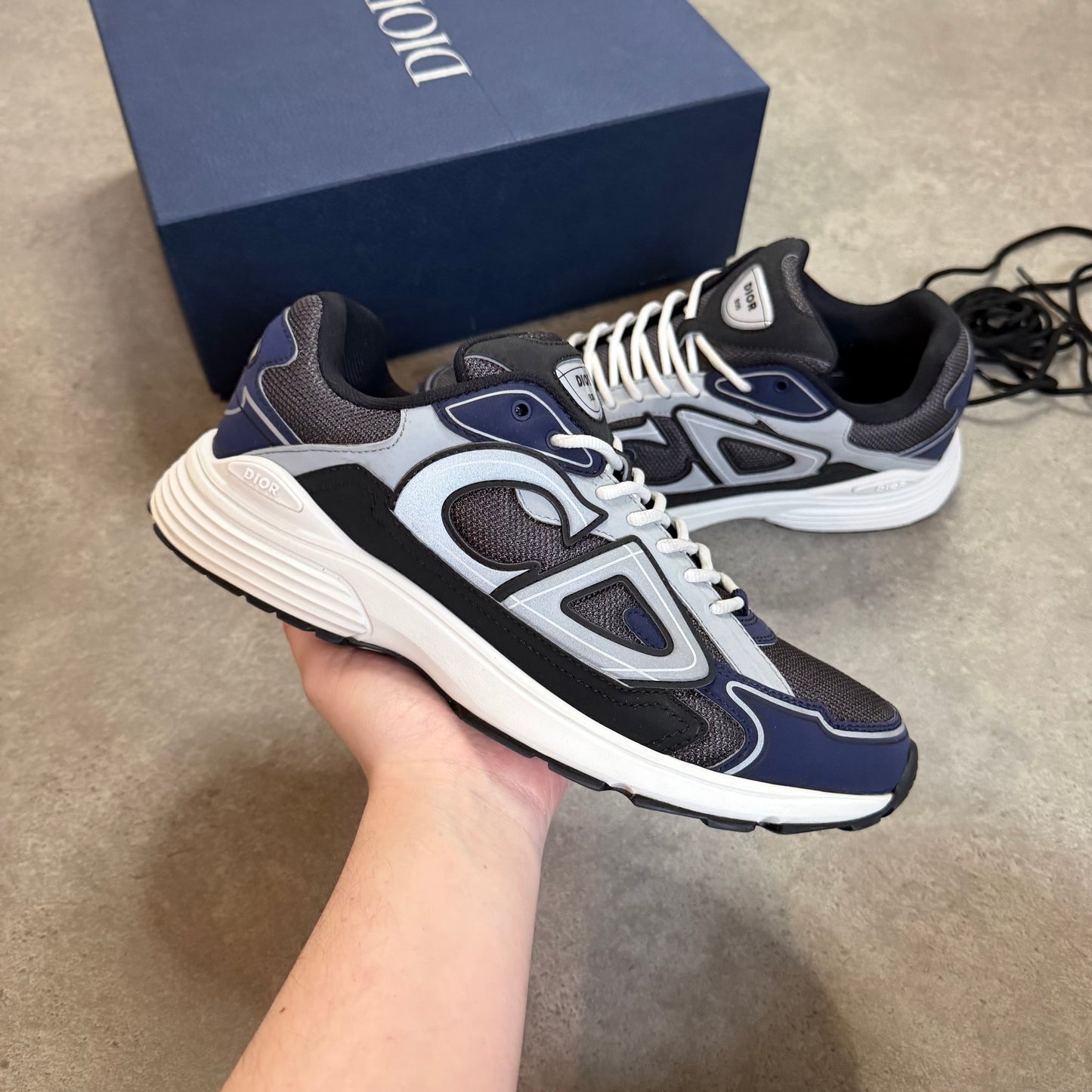 B30 TRAINER - SIZE UK 10