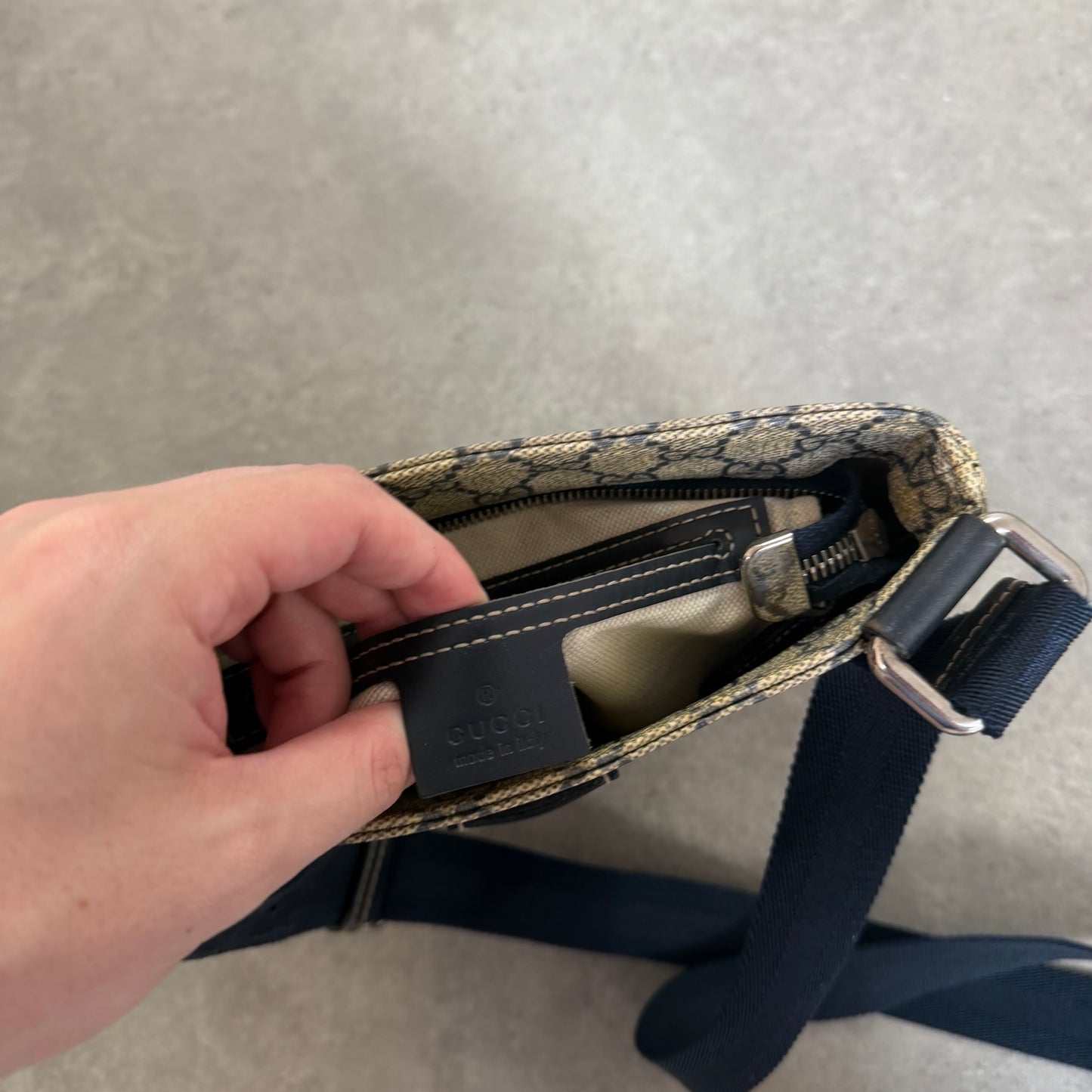 MESSENGER BAG - SMALL SIZE