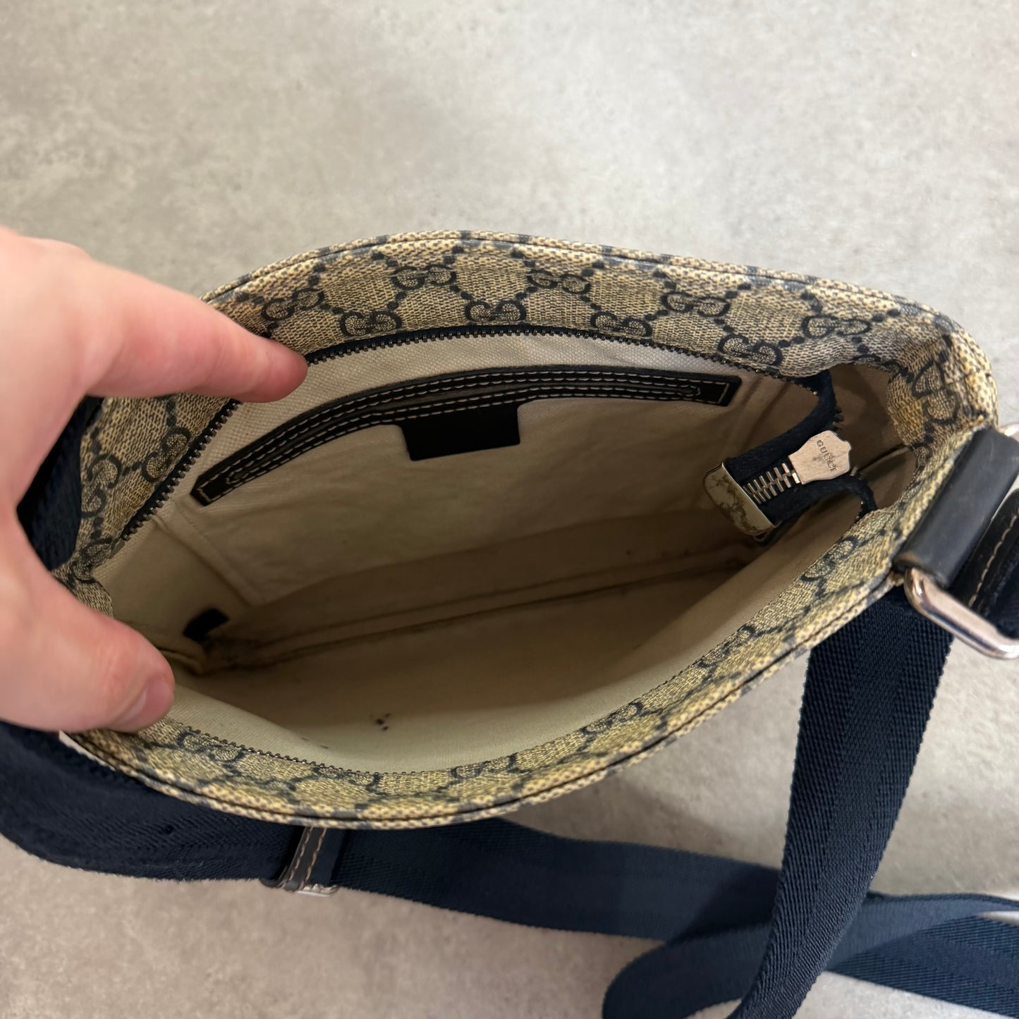 MESSENGER BAG - SMALL SIZE