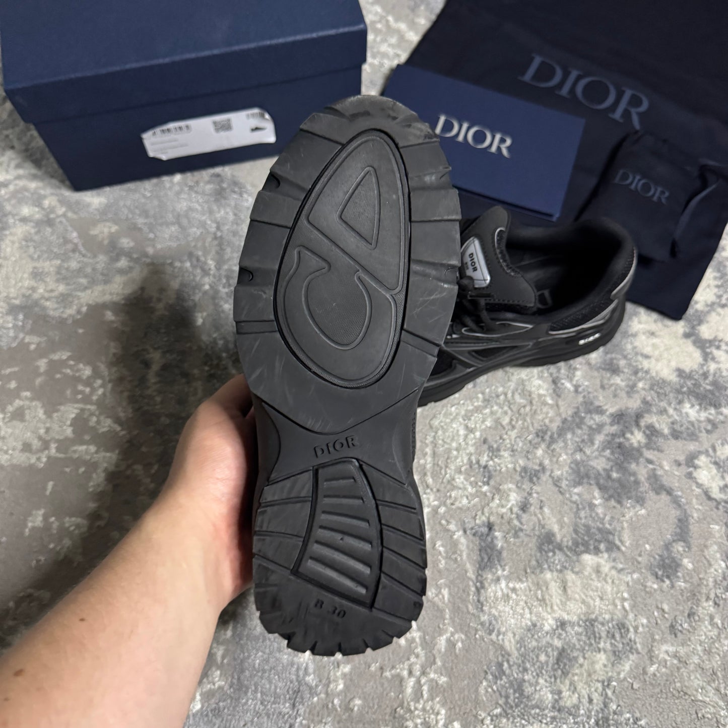 B30 TRAINER - SIZE EU 40.5 / UK 6.5