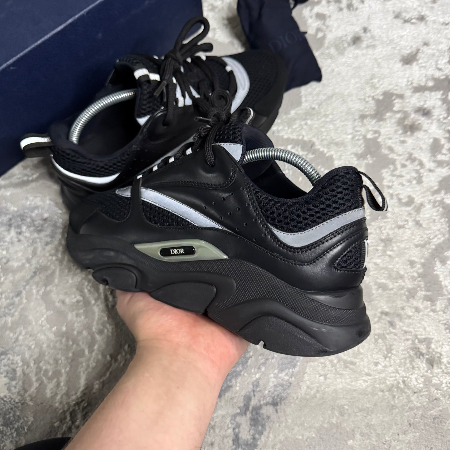 B22 TRAINER - SIZE UK 7