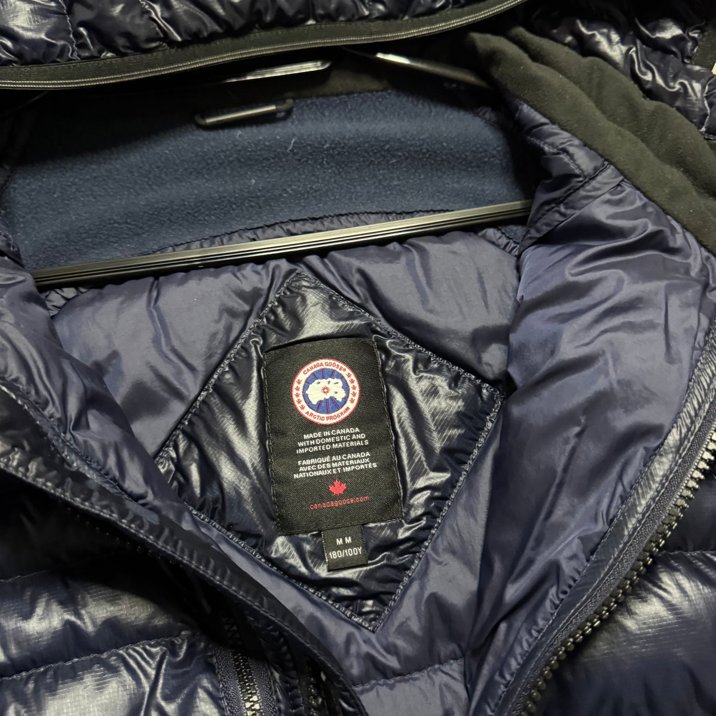 HYBRIDGE LITE HOODED DOWN JACKET - SIZE M (Fits S/M)